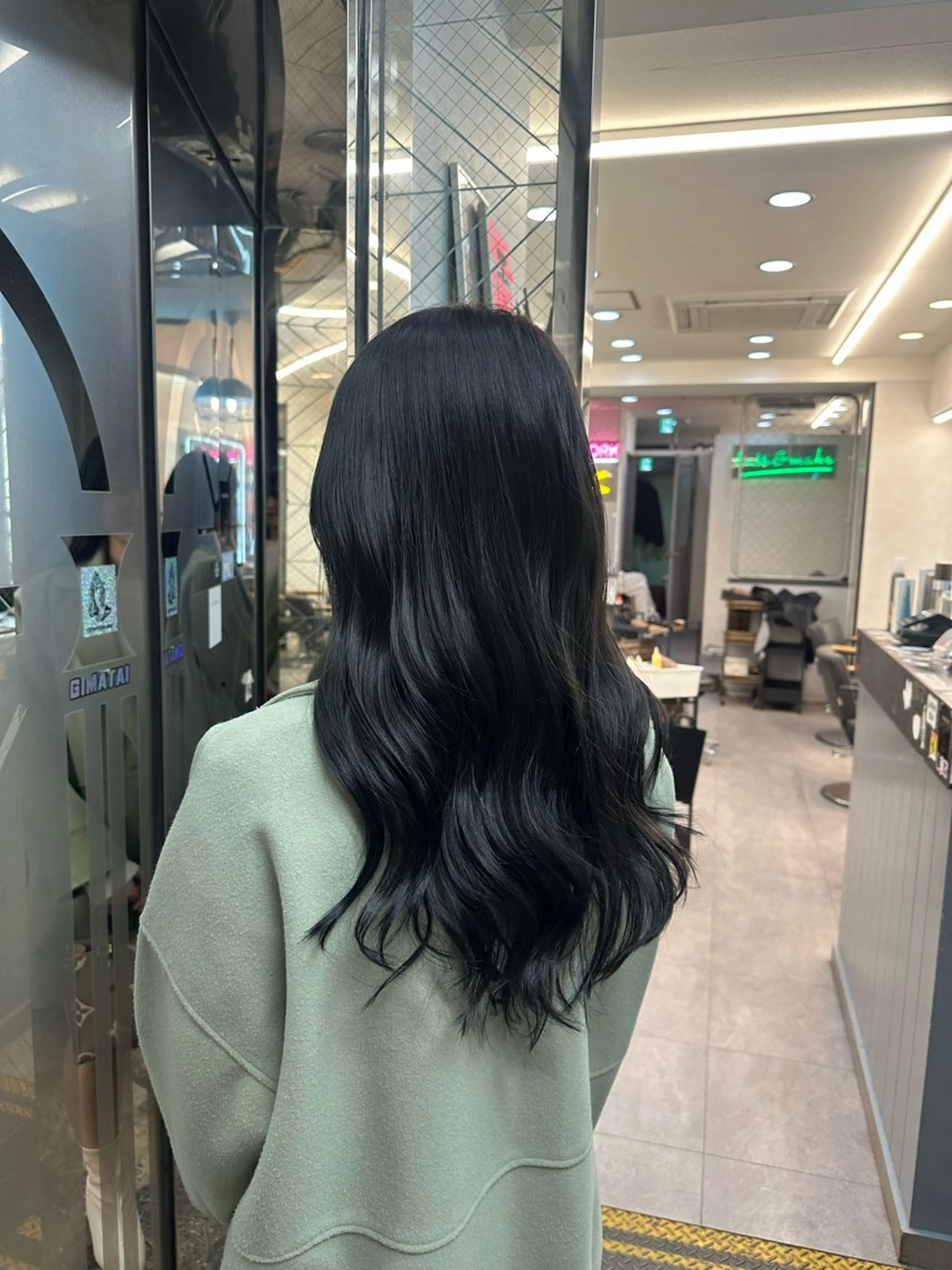 ロング カラー ヘアカラー L.O.G SHIBUYA所属・随時募集中 🟡SUMIKAのヘアスタイル
