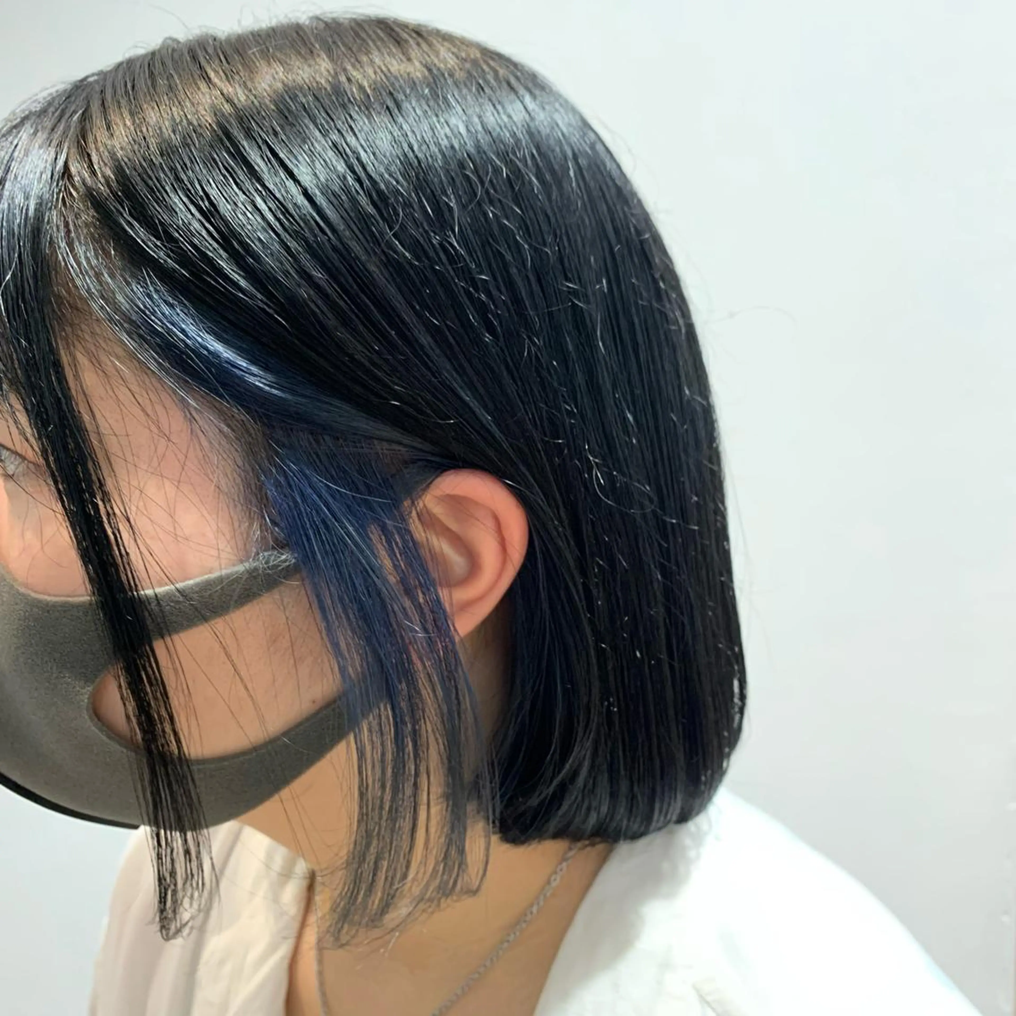 カラー 黒髪 ブルーカラー ブルーブラック ヘアカラー インナーカラー♡ Nanakoのヘアスタイル