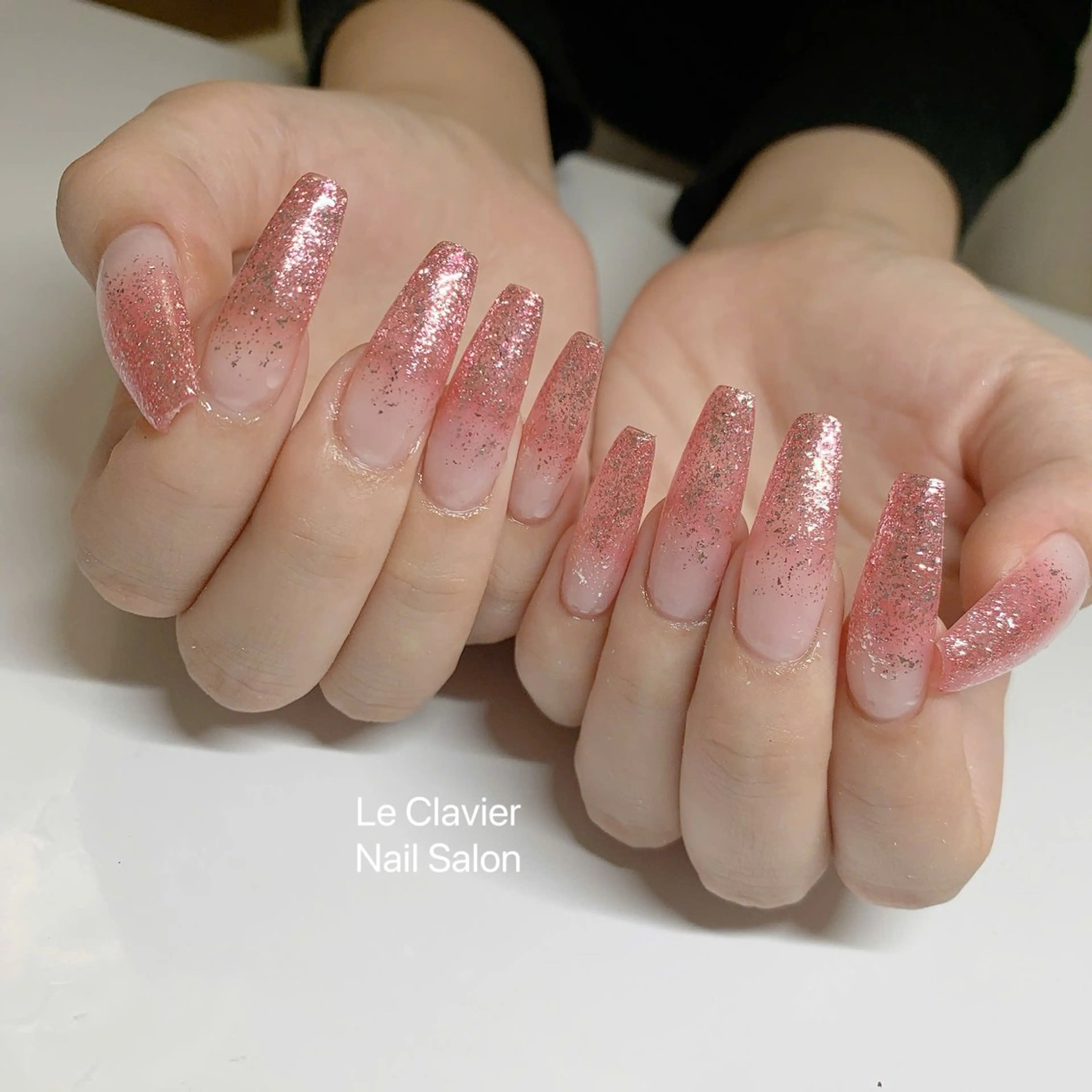 ラメグラデーション(ベース色付き)の写真