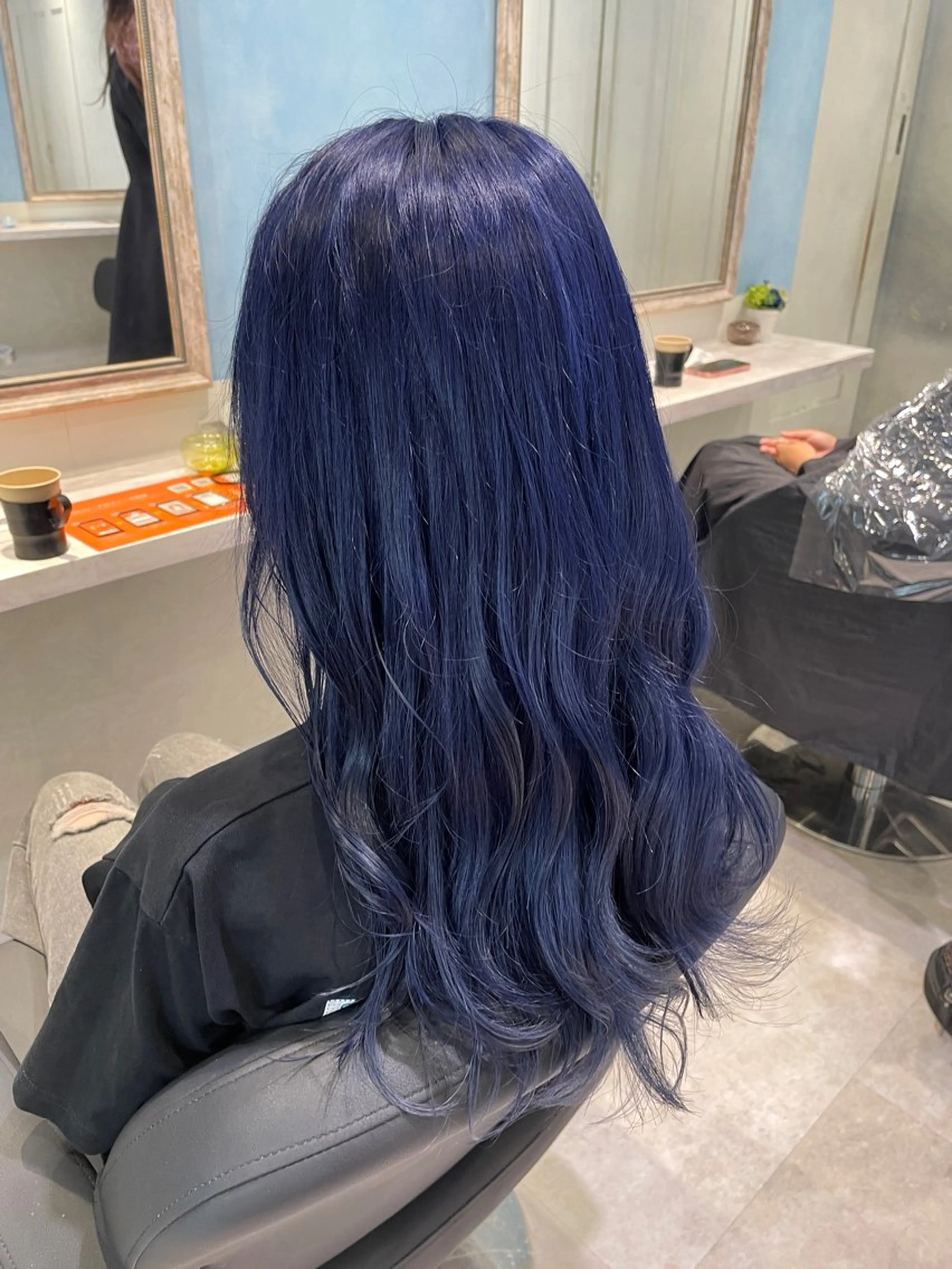 ロング カラー ブリーチ ブルーカラー ロング 🦋ブリーチカラー/ 専門Aya💖のヘアスタイル