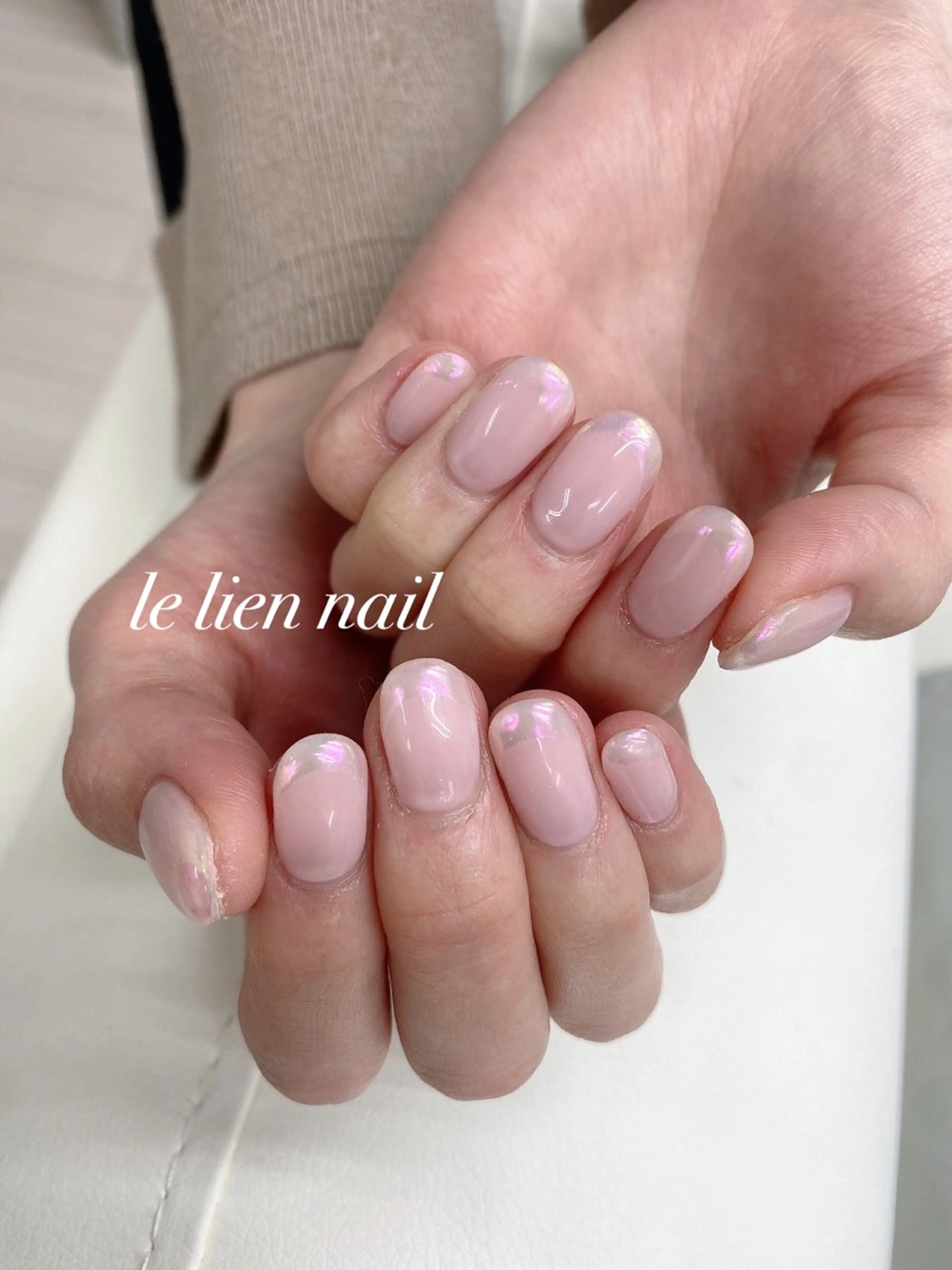 ネイル オーロラネイル フレンチネイル ミラーネイル ピンク ハンドネイル le lien nailのネイルデザイン