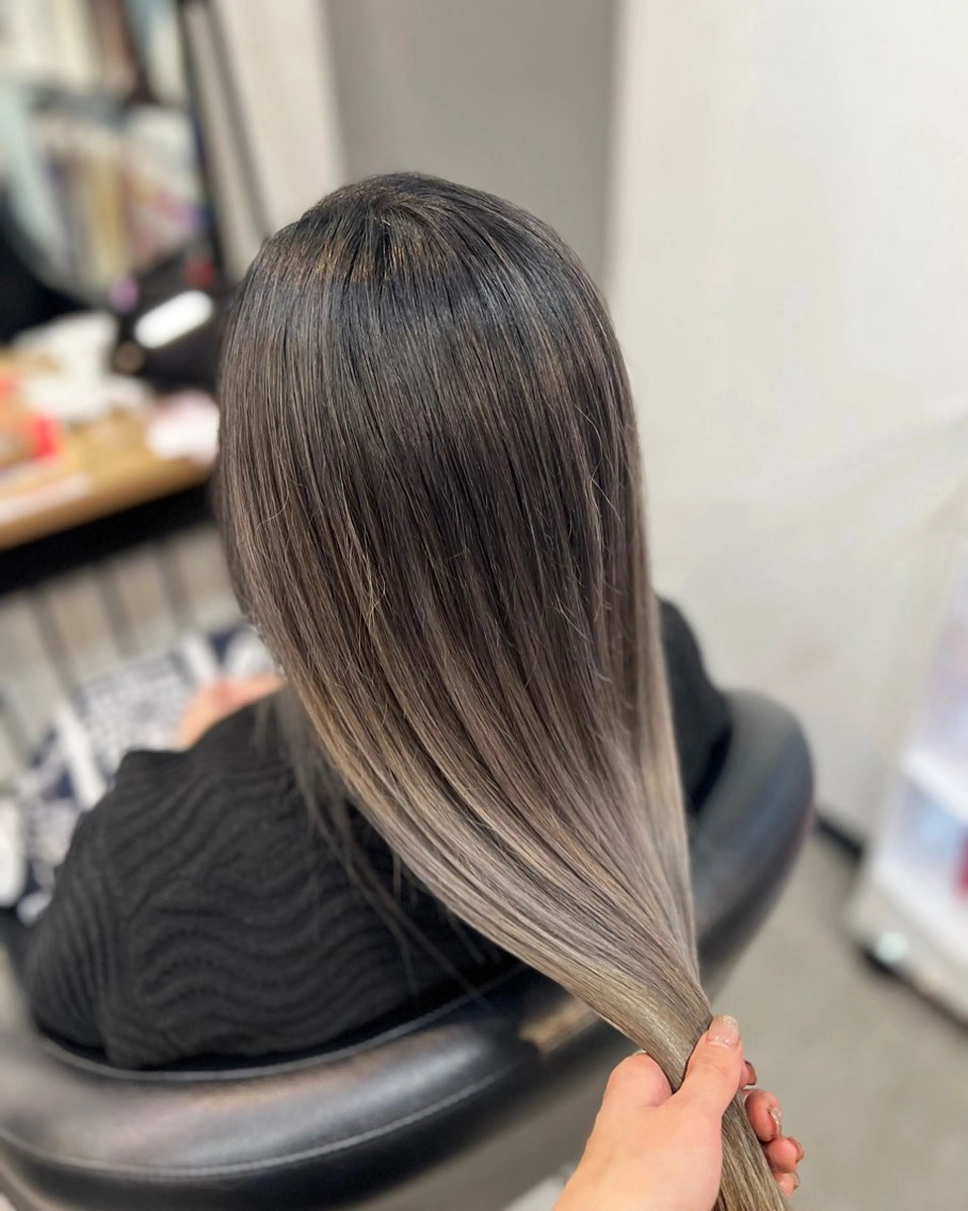 ロング カラー 【DEST】 KAHOのヘアスタイル