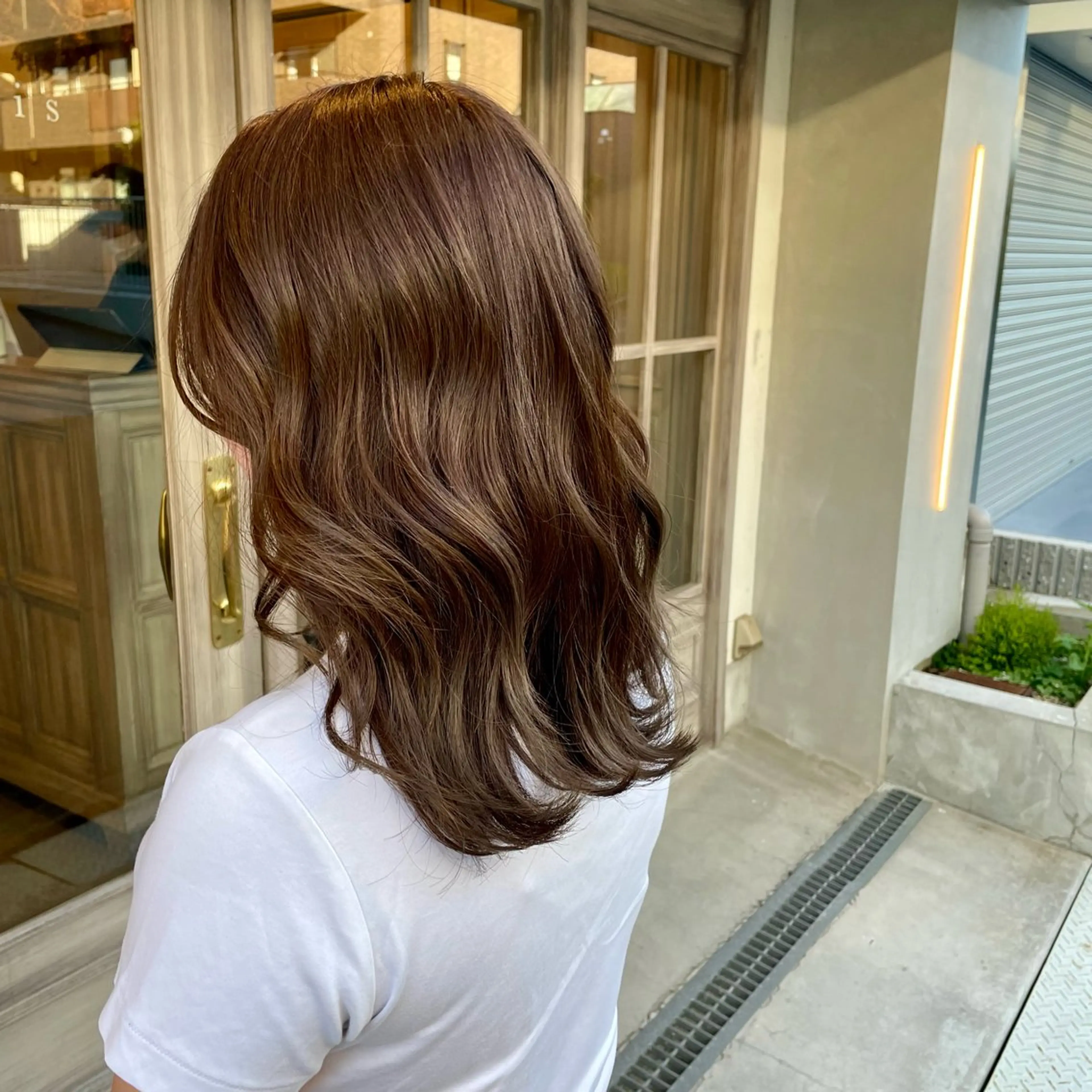 セミロング カラー イルミナカラー 髪質改善 カット ヘアカラー 【脱白髪染め】【髪質 改善】仲井槙一のヘアスタイル