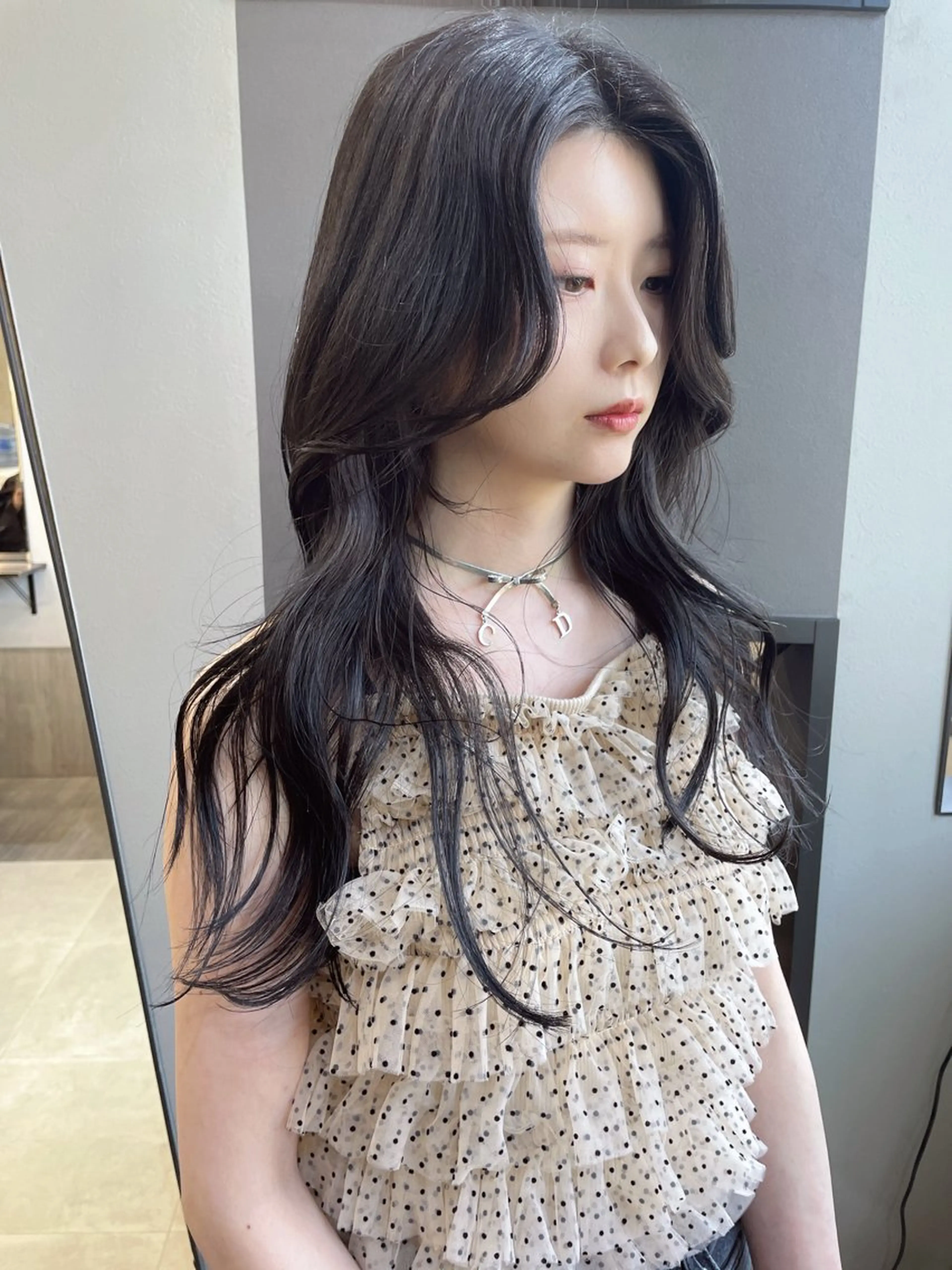 ロング カラー レイヤーカット AIRI layer cut hairのヘアスタイル