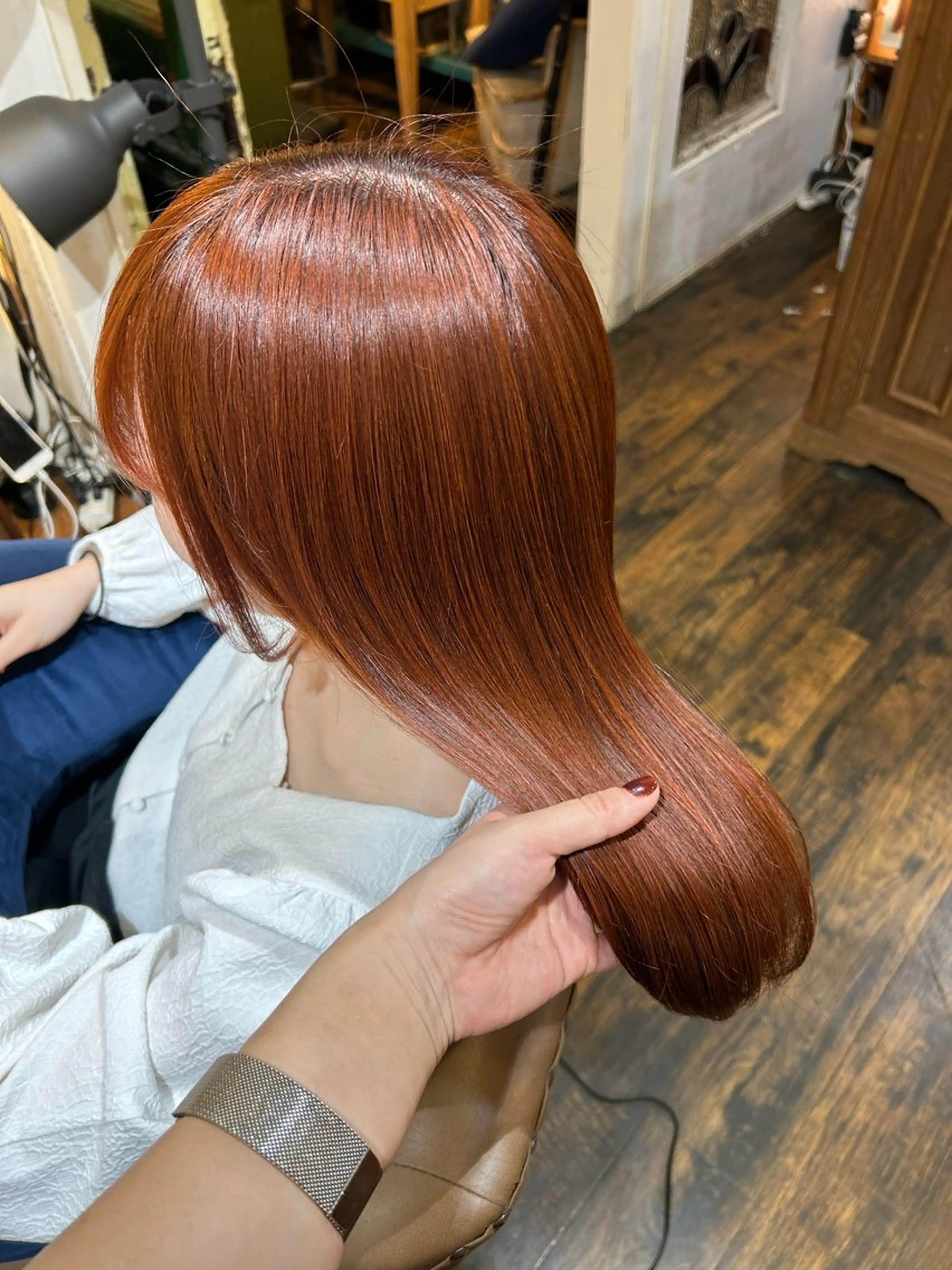 ミディアム カラー オレンジ ヘアカラー ヘッドスパ BRITS 渡辺 菜々子のヘアスタイル