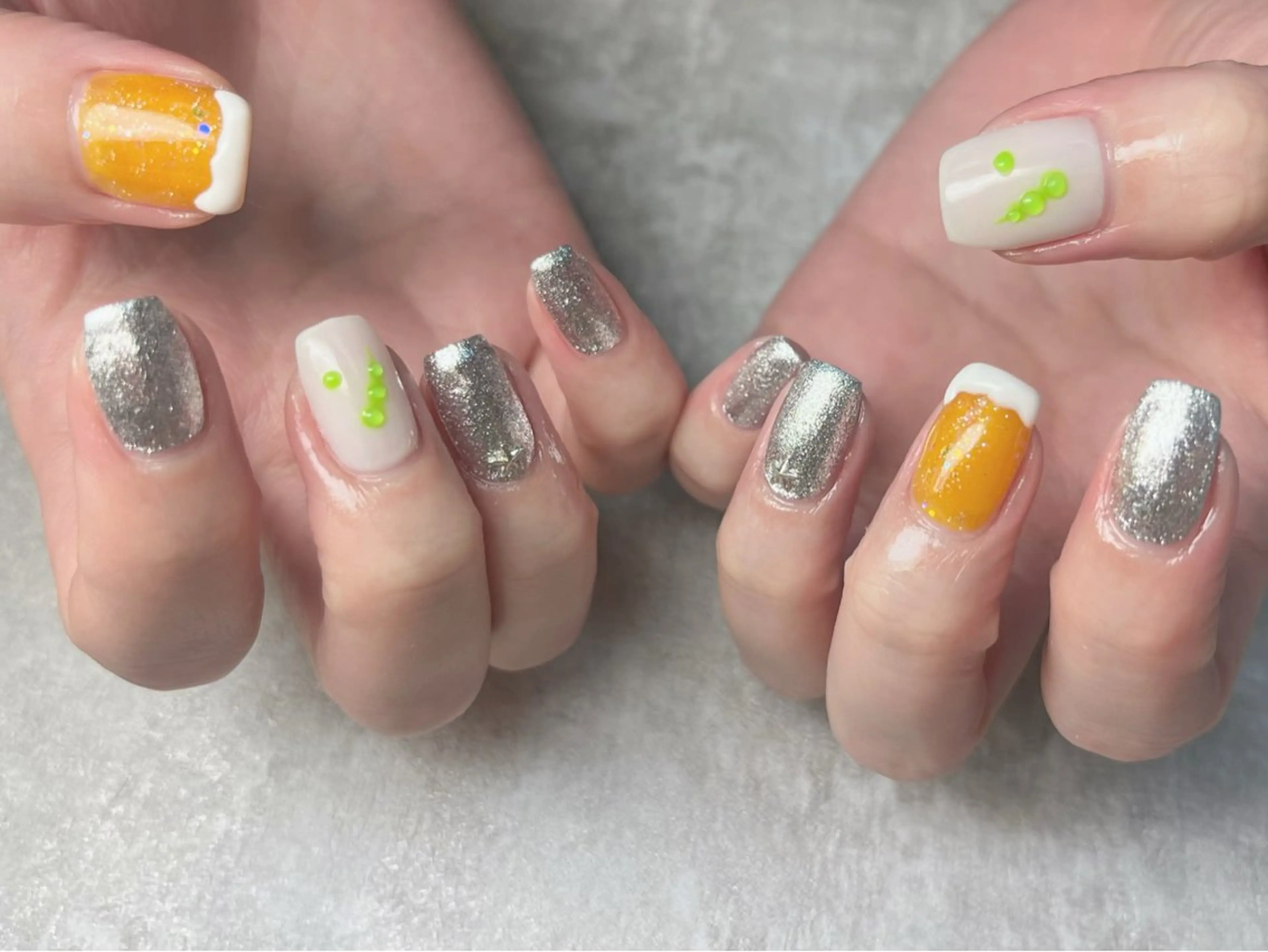 ネイル ハンドネイル Queennail 北堀江Yumiのネイルデザイン