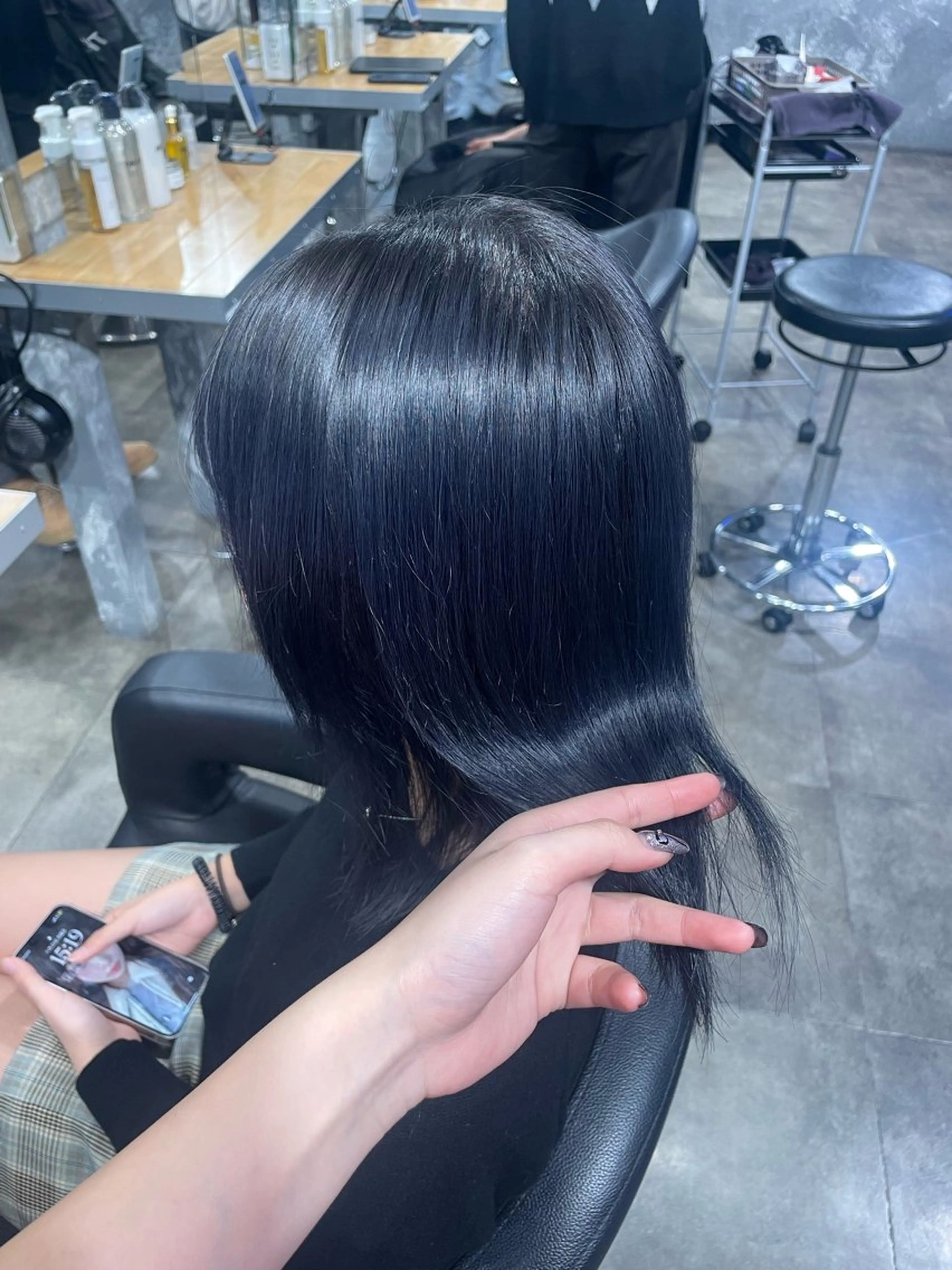 ミディアム ハイトーンブロンド 横浜💞ミオのヘアスタイル