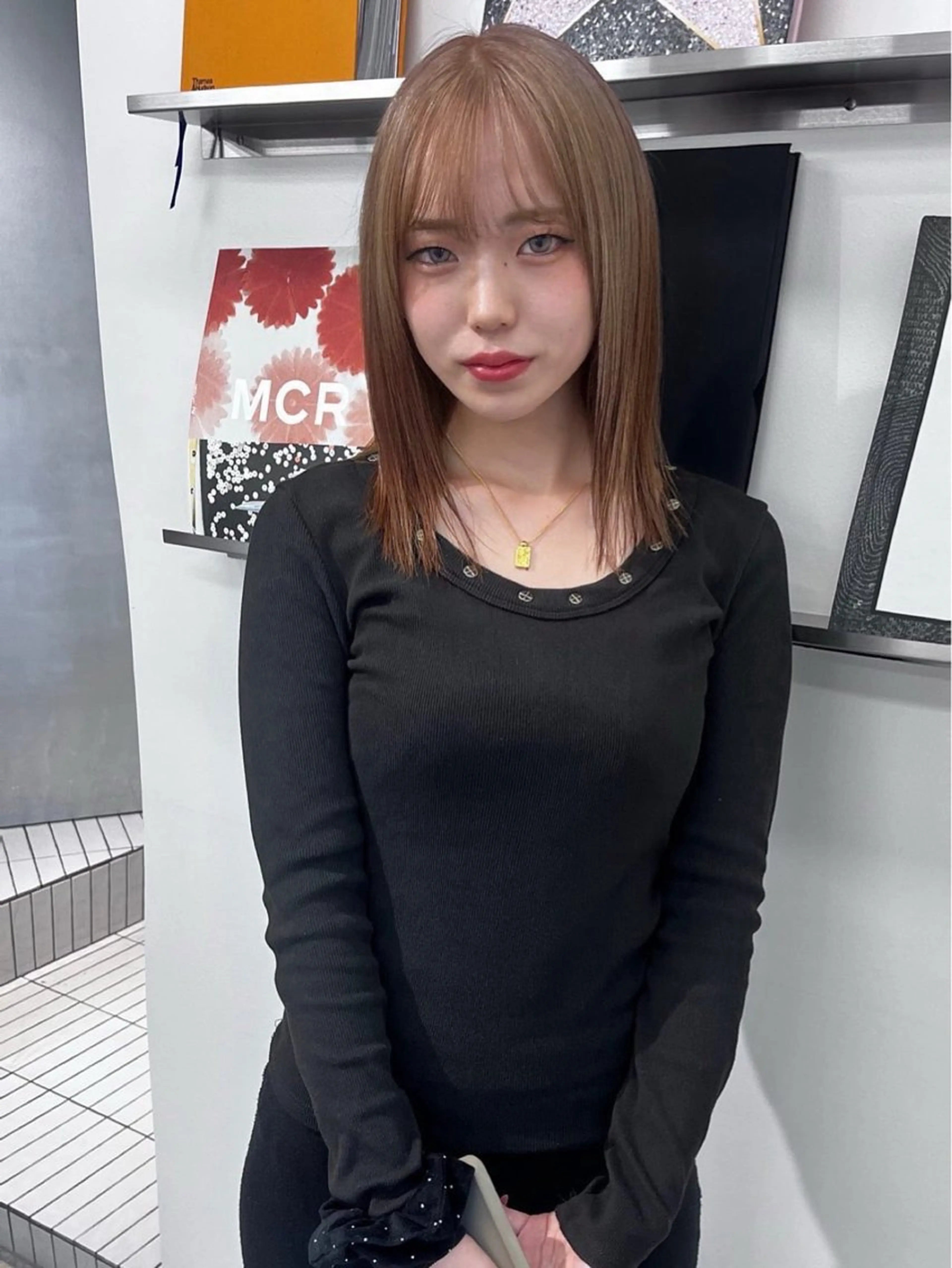 ミディアム カラー PELE/ハイトーン /NATSUKIのヘアスタイル