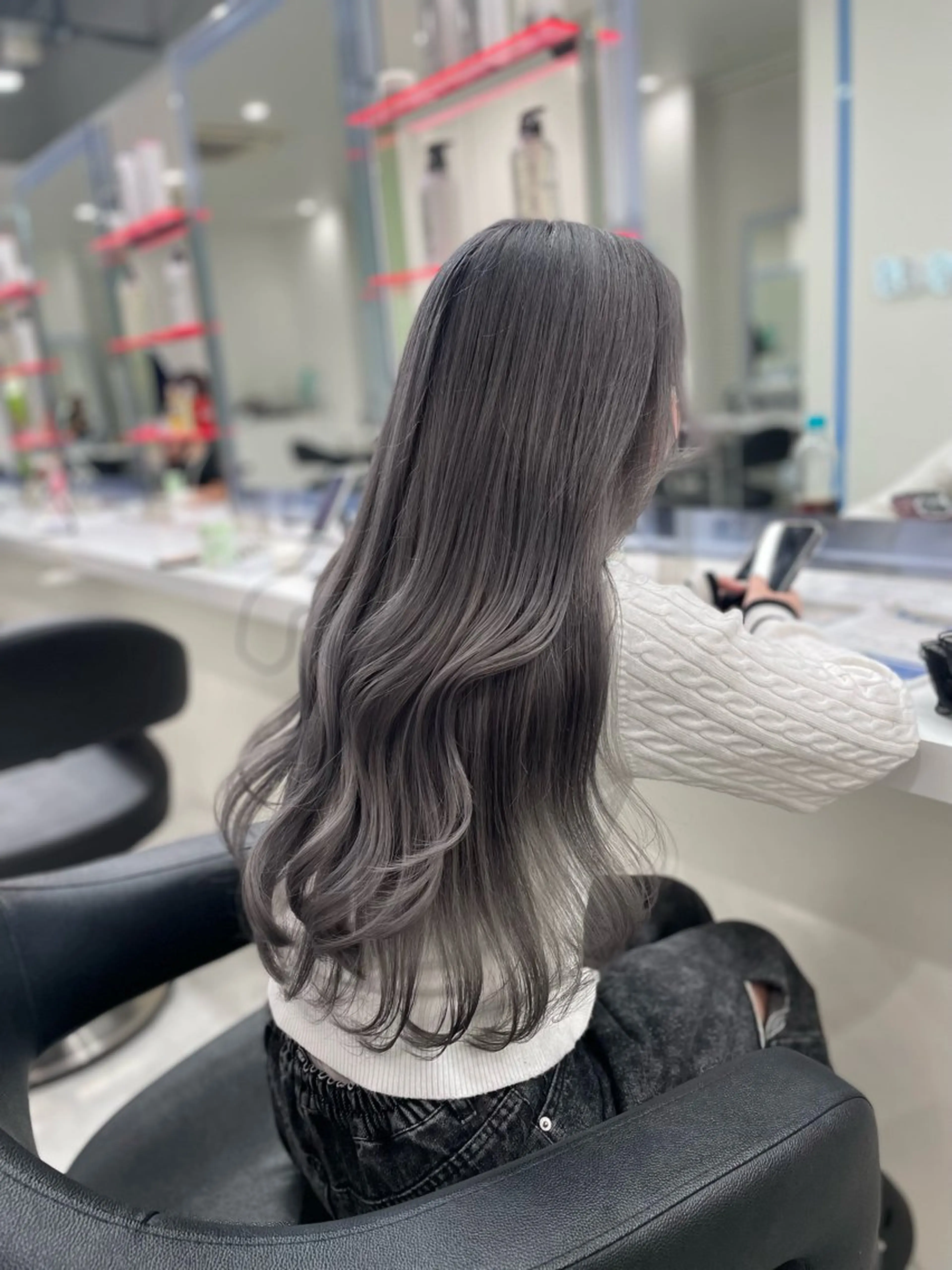 ロング カラー ヘアカラー トリートメント 似合わせ艶カラー🐺 ユウマ⛓️🥀のヘアスタイル
