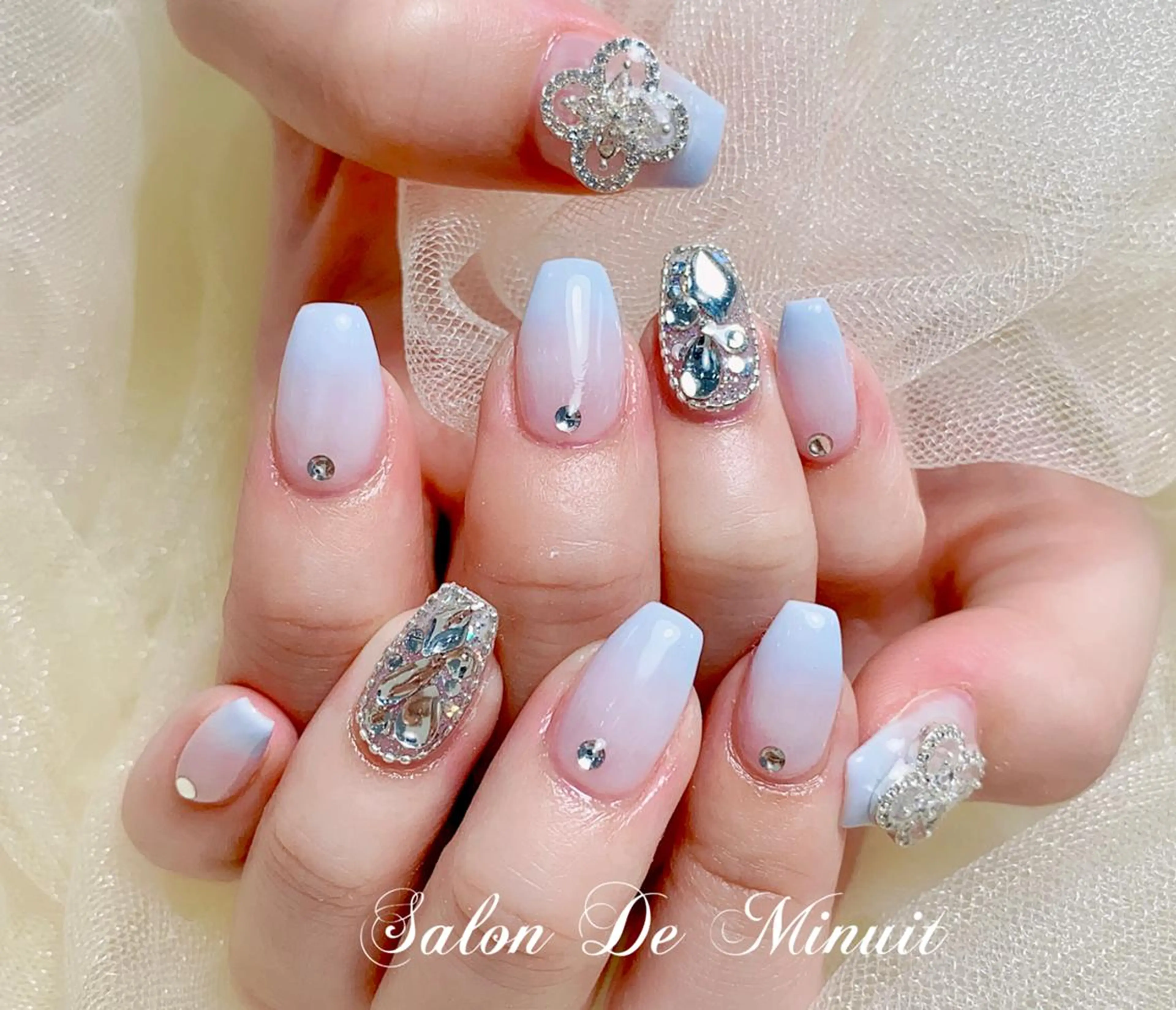 ネイル ハンドネイル ハンドケア Salon de Minuit🦩のネイルデザイン