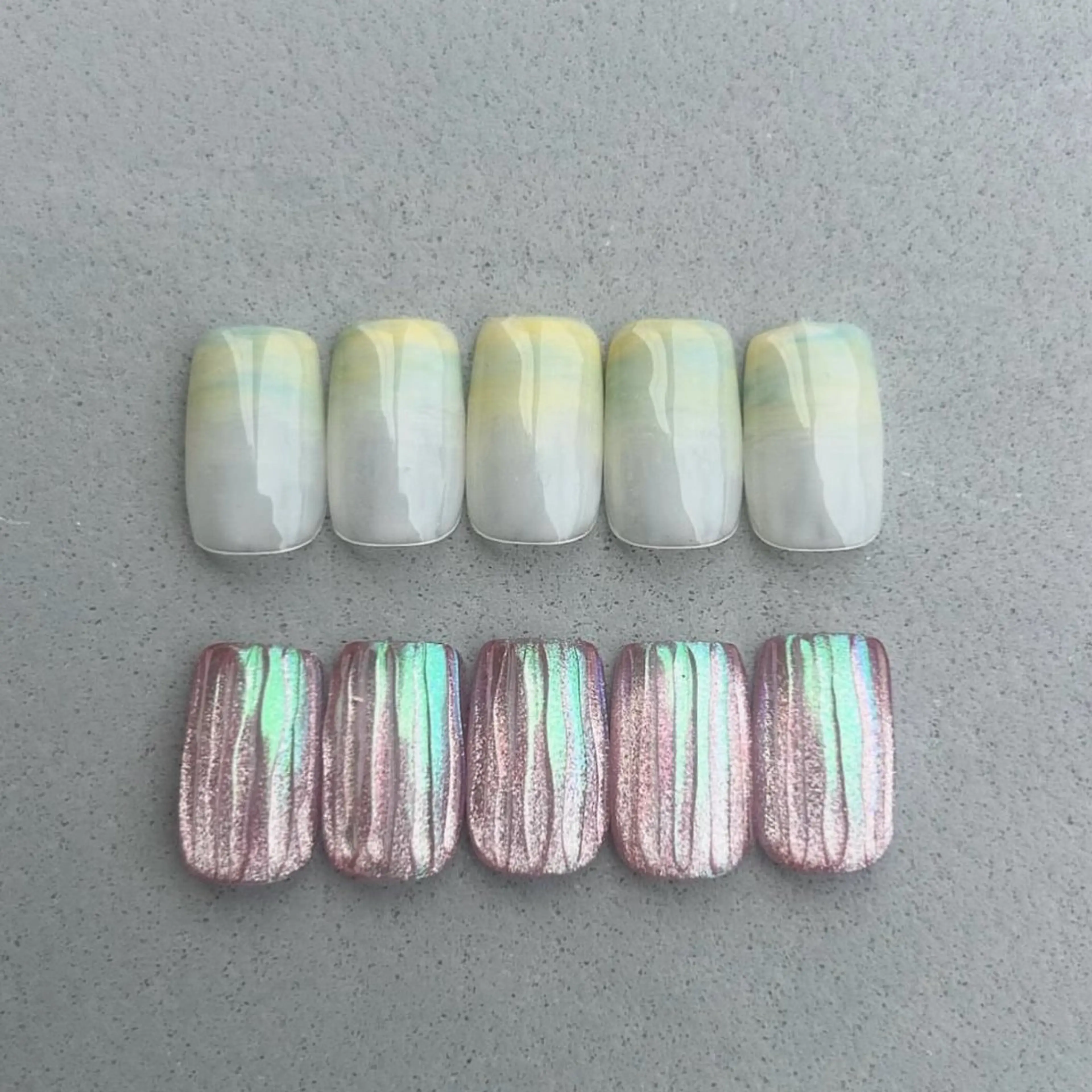 ネイル オーロラネイル カジュアル グラデーション 氷ネイル・うるうるネイル キラキラネイル ハンドネイル ハンドケア lyly.nail所属・lylynail YUUKAのネイルデザイン