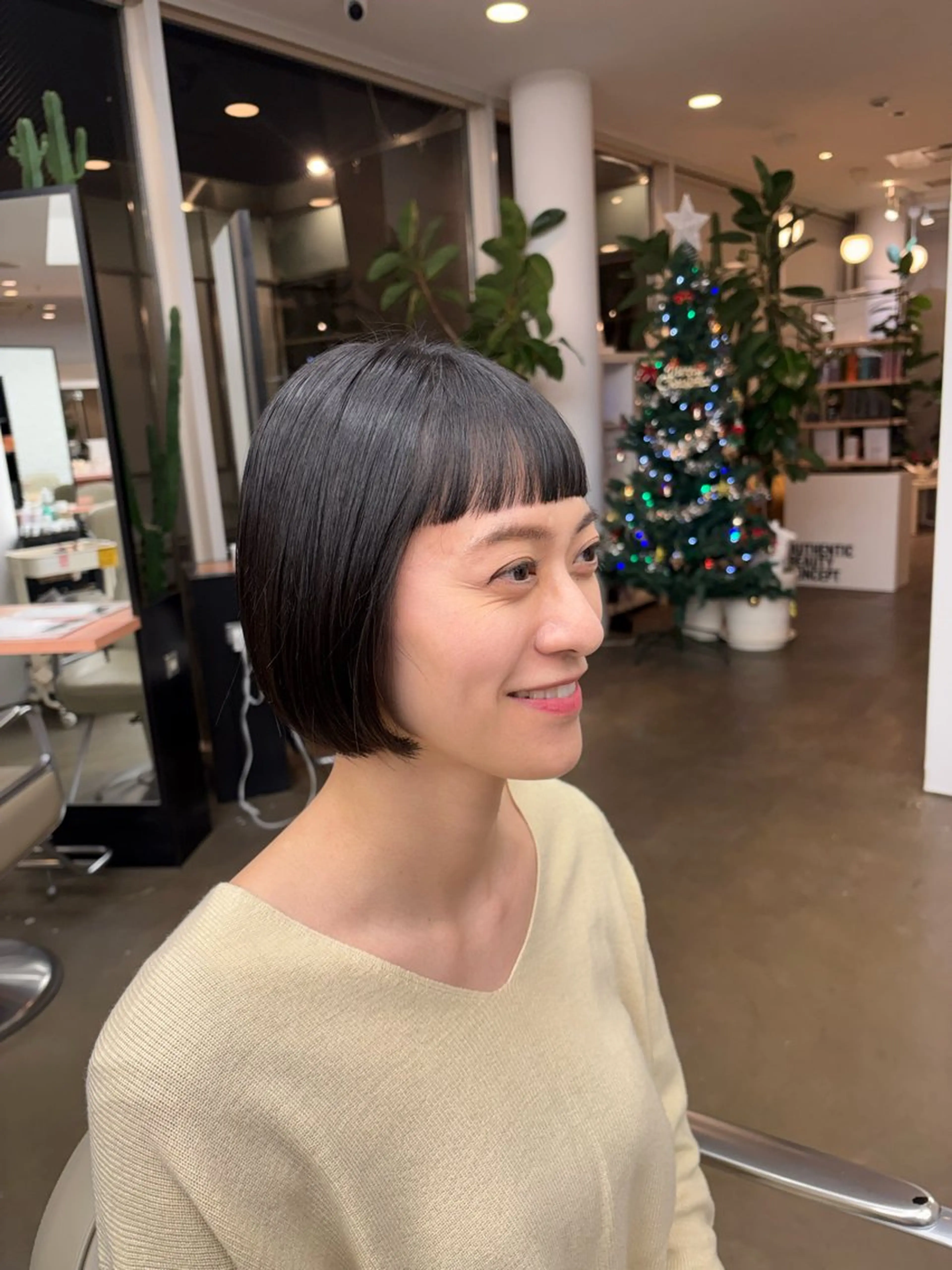 ショート ボブ ディフィーノ青山所属・石川 野乃花のヘアスタイル