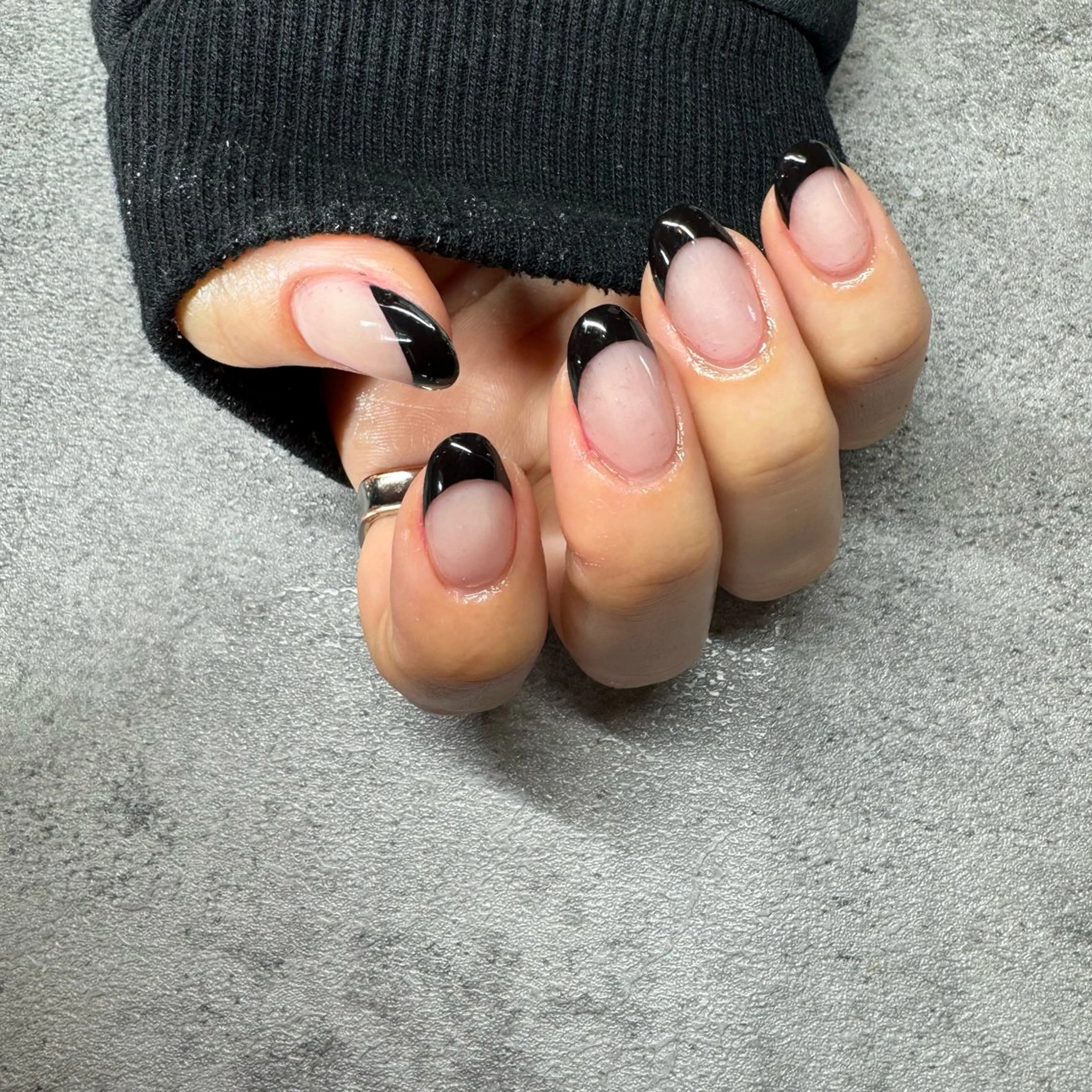 オフ込み🍂フレンチネイル💅の写真