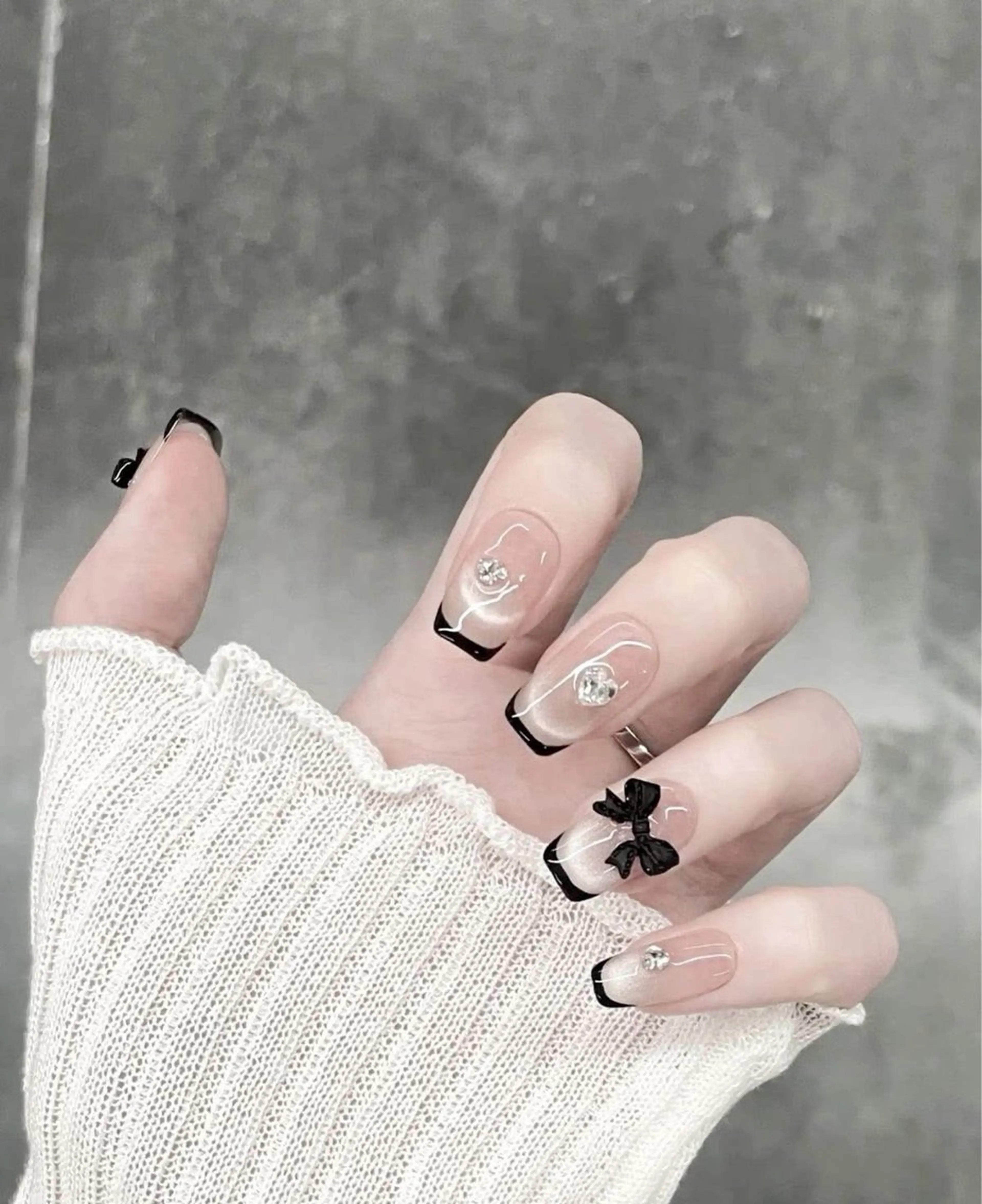 ネイル ハンドネイル T. Leeのネイルデザイン