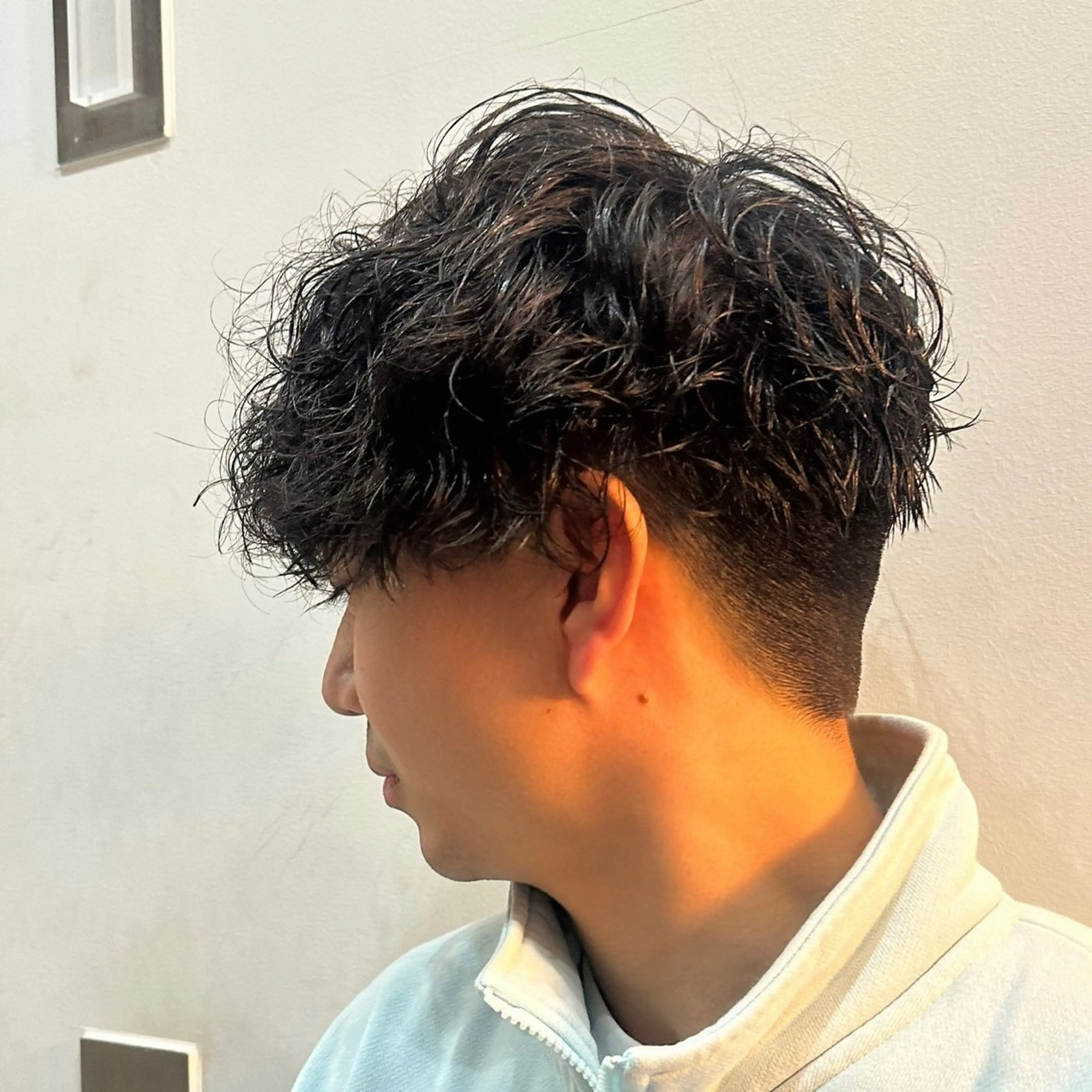 ミディアム カラー パーマ メンズ ミディアムパーマ カルマパーマ メンズパーマ スペインカール ツイストスパイラルパーマ 大人男子ヘア 💈メンズ特化吉田のヘアスタイル