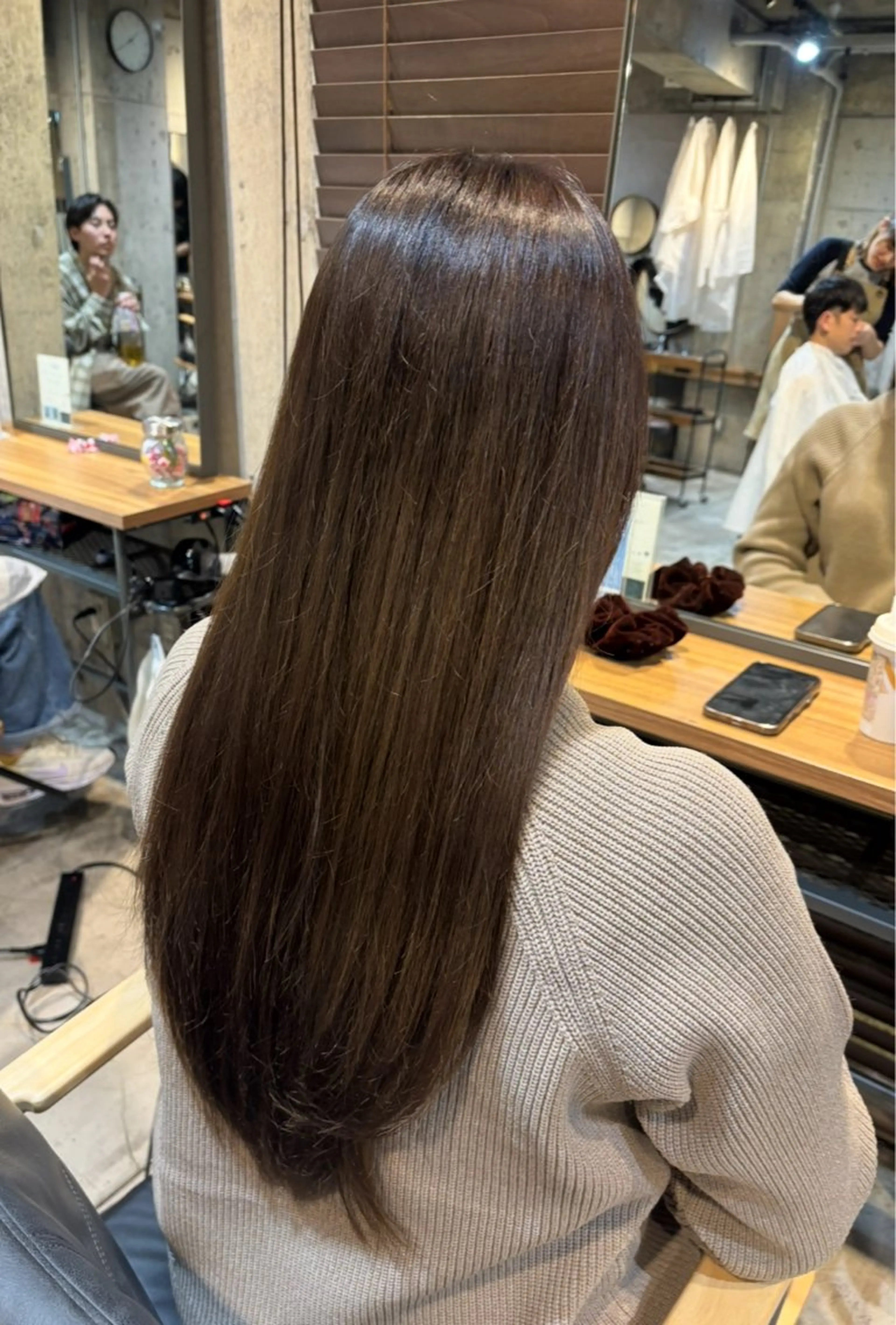 ロング 大庭 亨仁のヘアスタイル