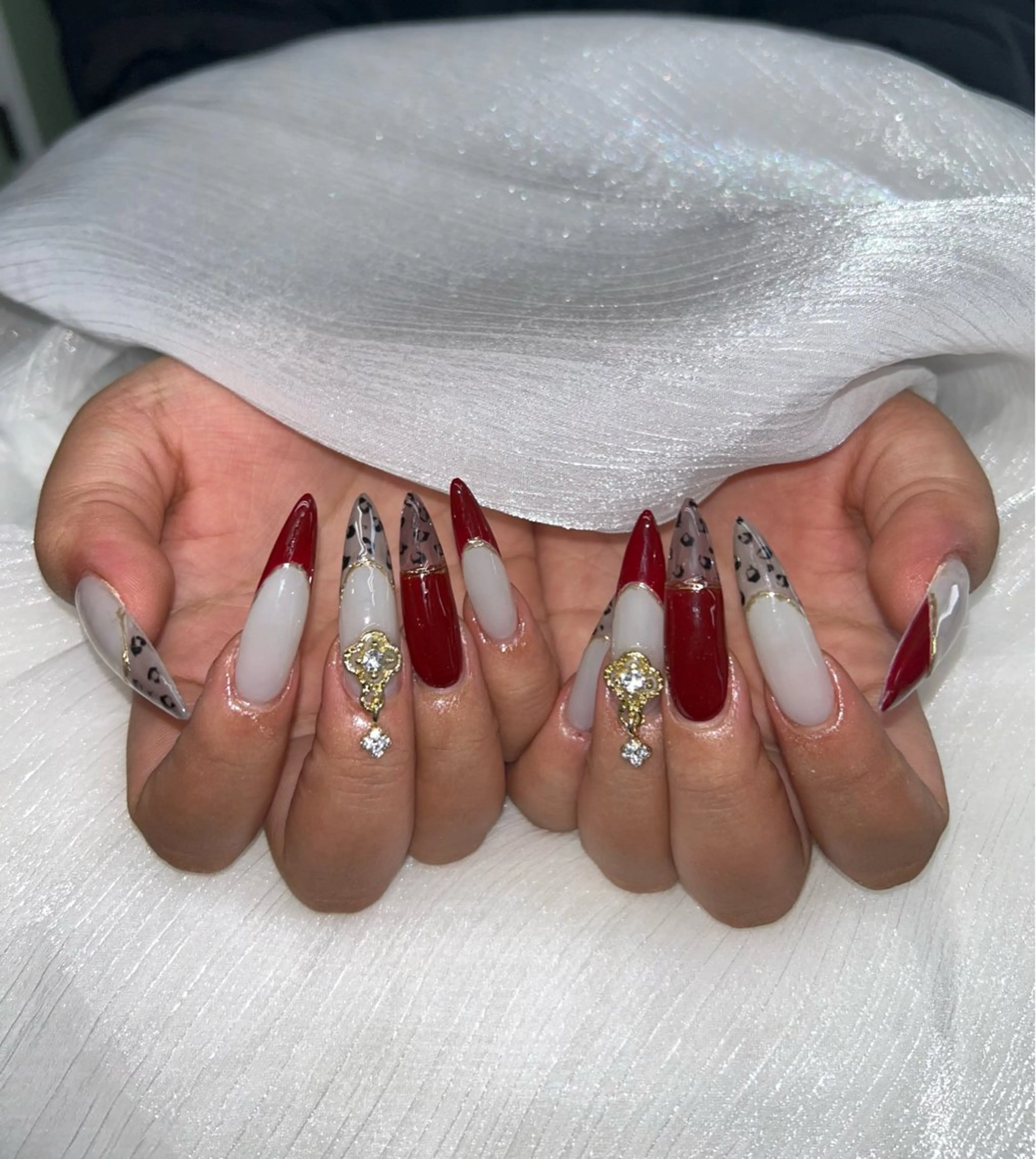 ネイル アートネイル オーロラネイル チークネイル 長さ出し フットネイル ハンドネイル Chan nailsのネイルデザイン