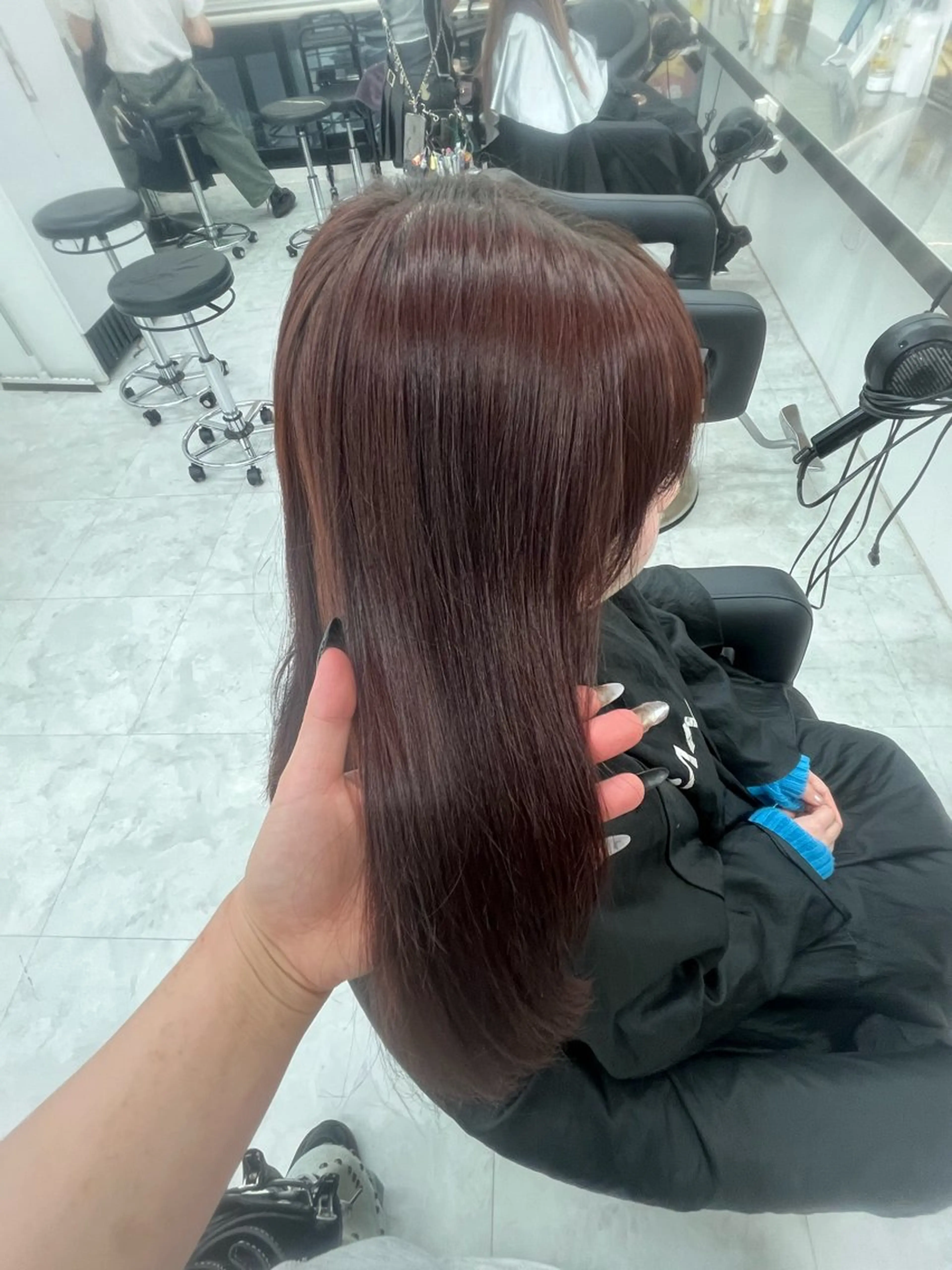 ロング ヘアカラー トリートメント 透明感ハイトーンヘア 🤍ririka🤍のヘアスタイル