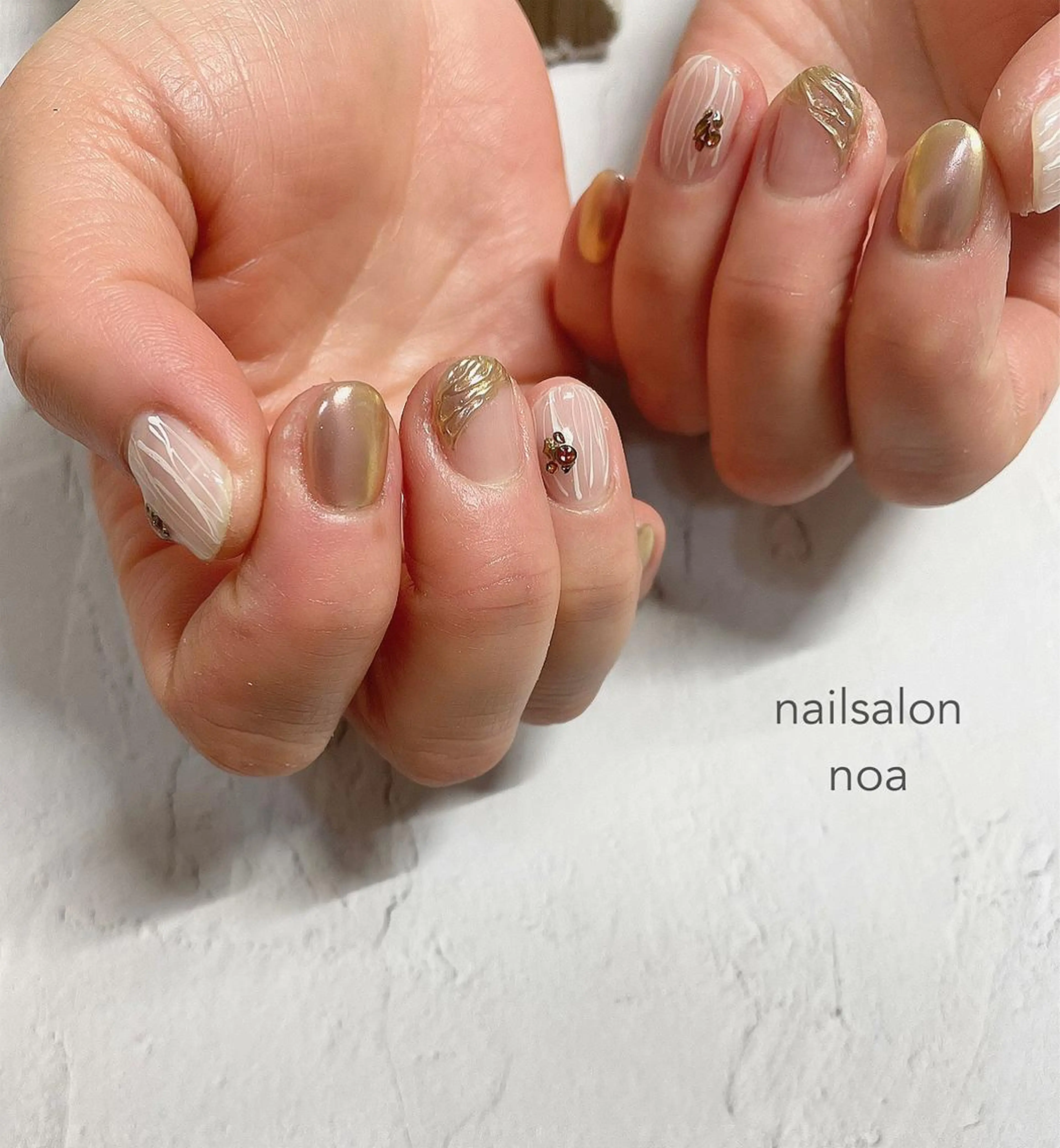 ネイル アートネイル オーロラネイル カジュアル ジェルネイル 氷ネイル・うるうるネイル nailsalon noa所属・nailist sakiのネイルデザイン