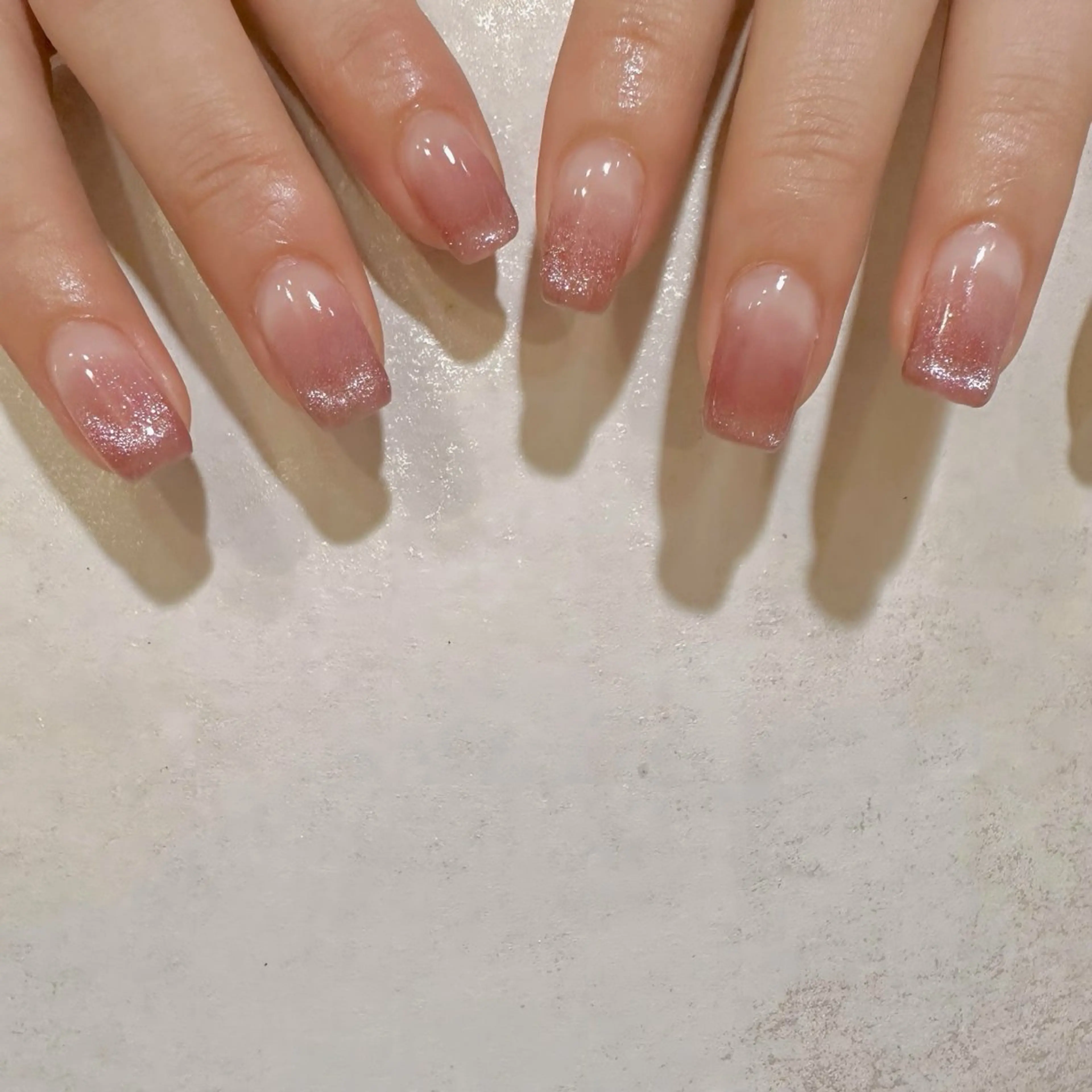ネイル グラデーション マグネットネイル private nailsalonのネイルデザイン