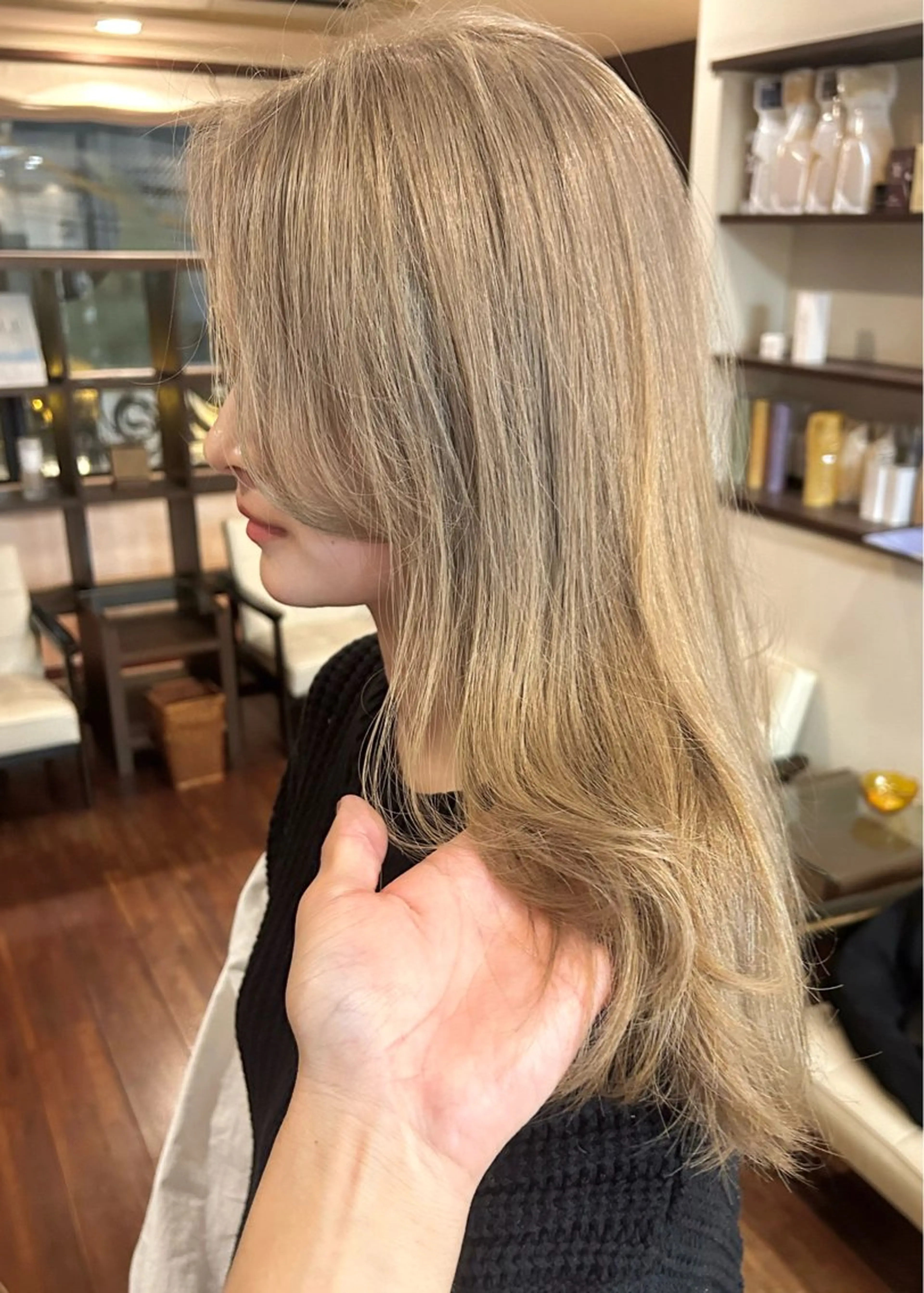 ミディアム カラー カット ヘアカラー トリートメント 髪質改善ｶﾗｰ ｹｱﾌﾞﾘｰﾁ/ﾀﾑのヘアスタイル