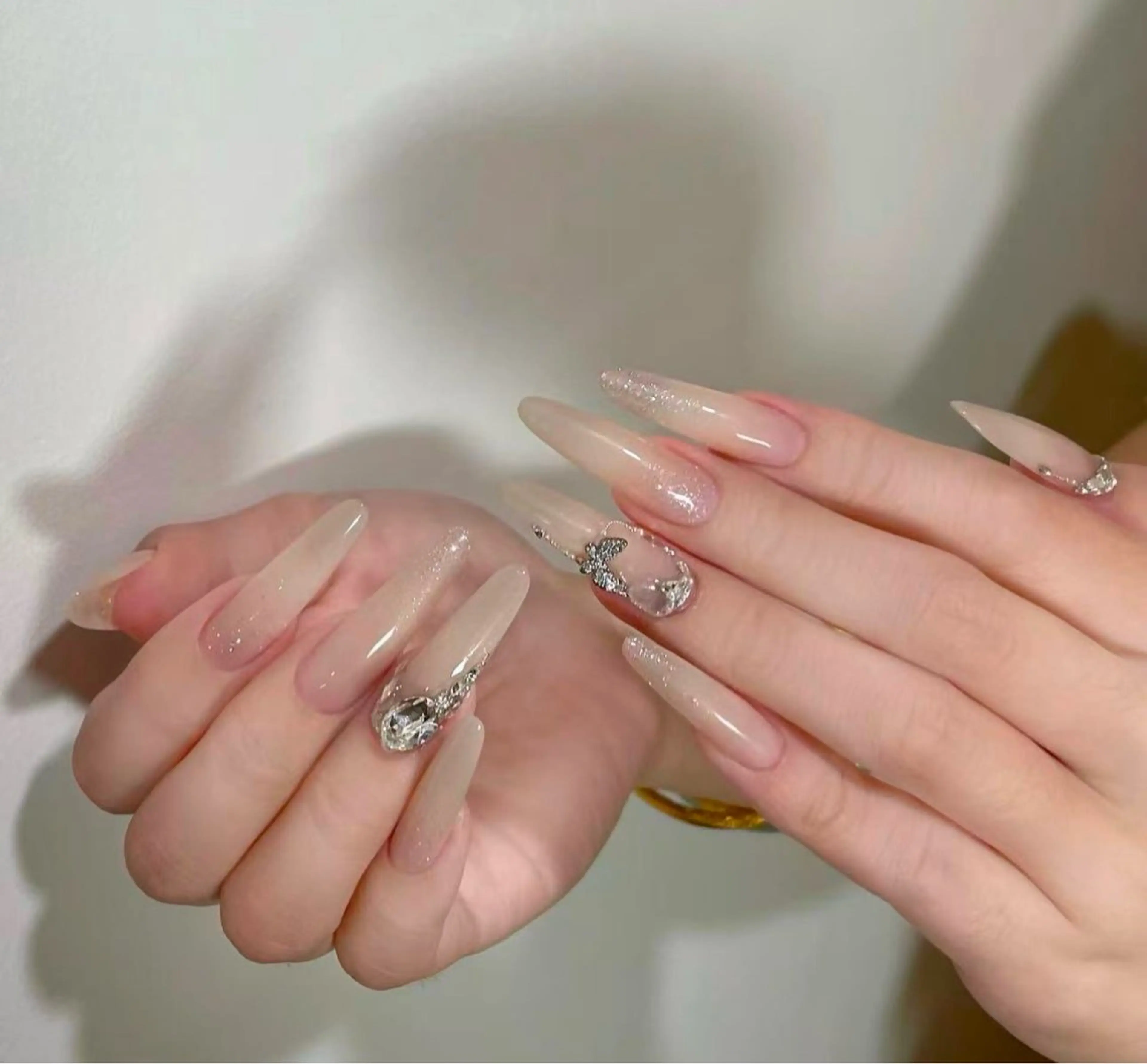 ネイル ハンドネイル Yuri ユリのネイルデザイン