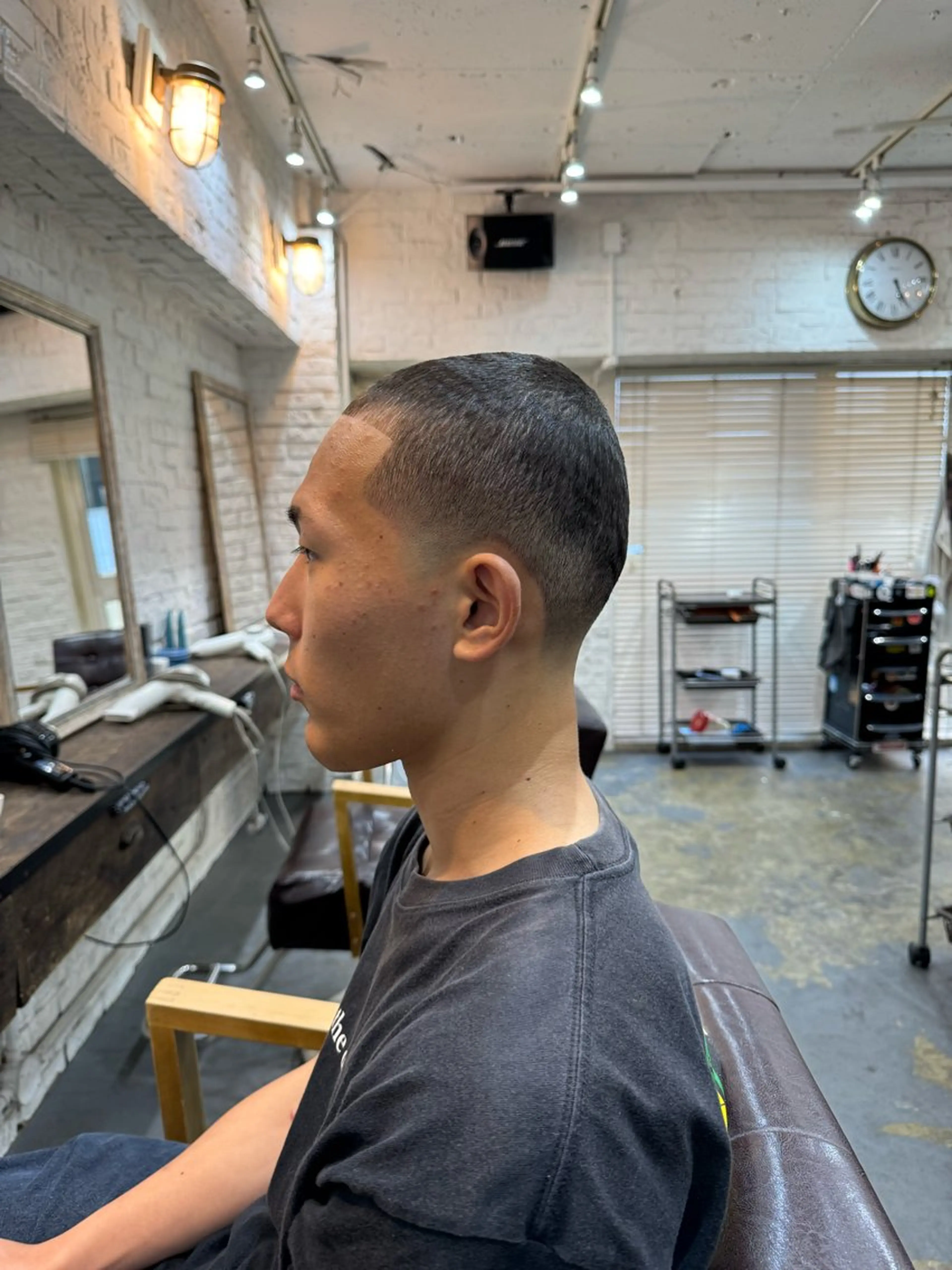 ショート パーマ メンズ センターパート ダウンパーマ フェードカット メンズハイライト メンズパーマ カット パーマ トリートメント 💈メンズ特化💈 TASUKUのヘアスタイル