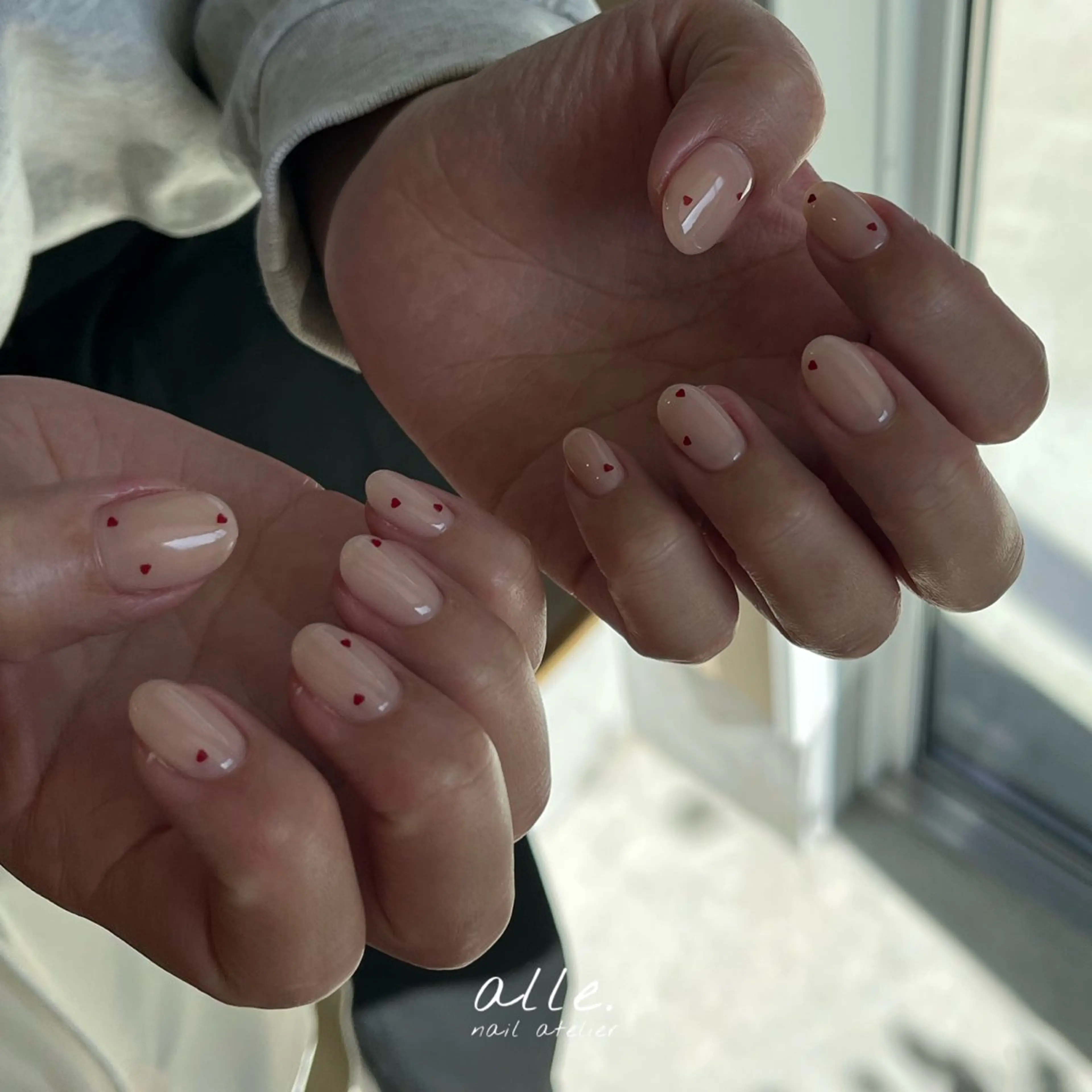 ネイル ハンドネイル atelier alle.のネイルデザイン