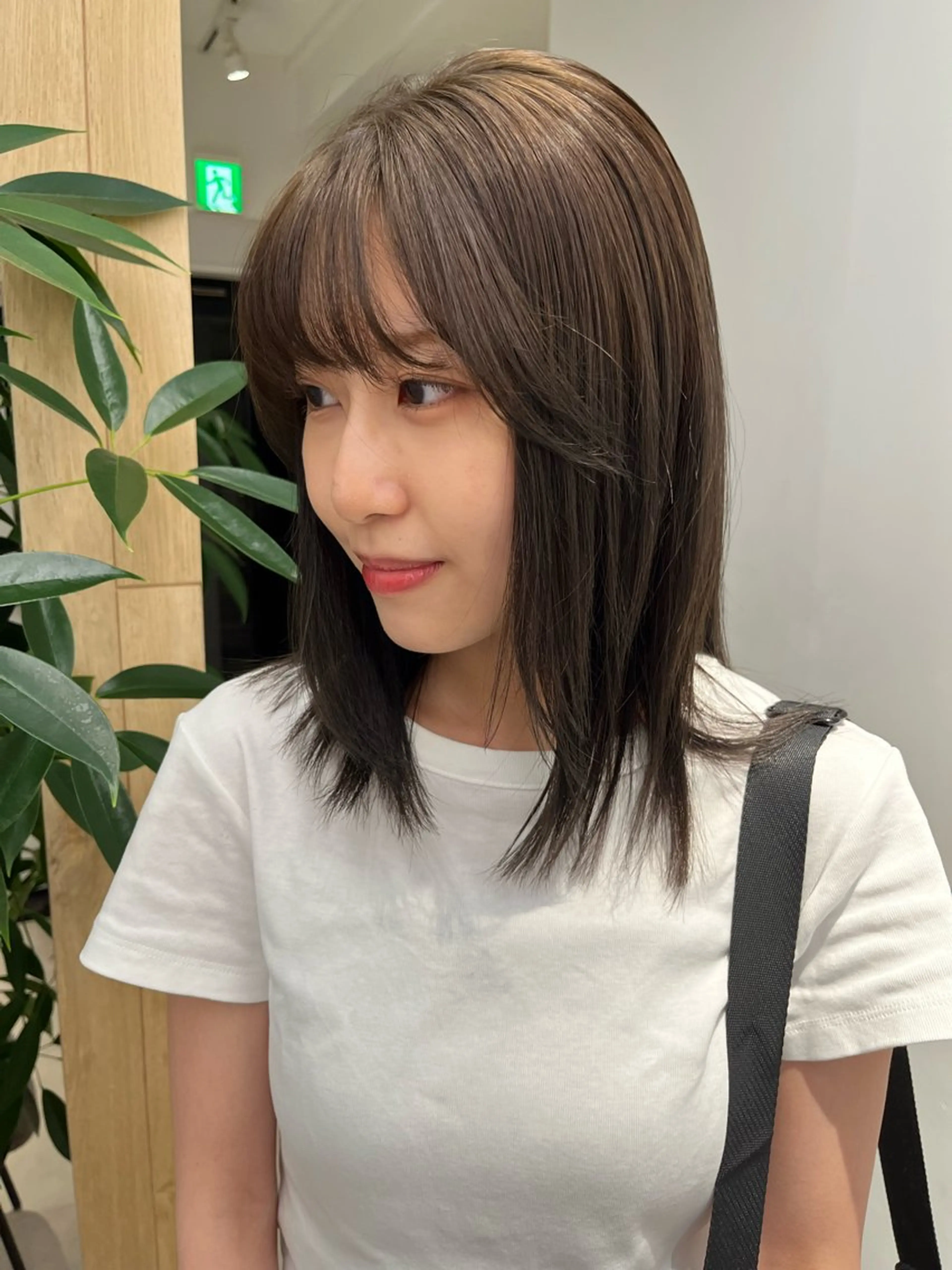 ミディアム カラー ヨシダ トモキのヘアスタイル