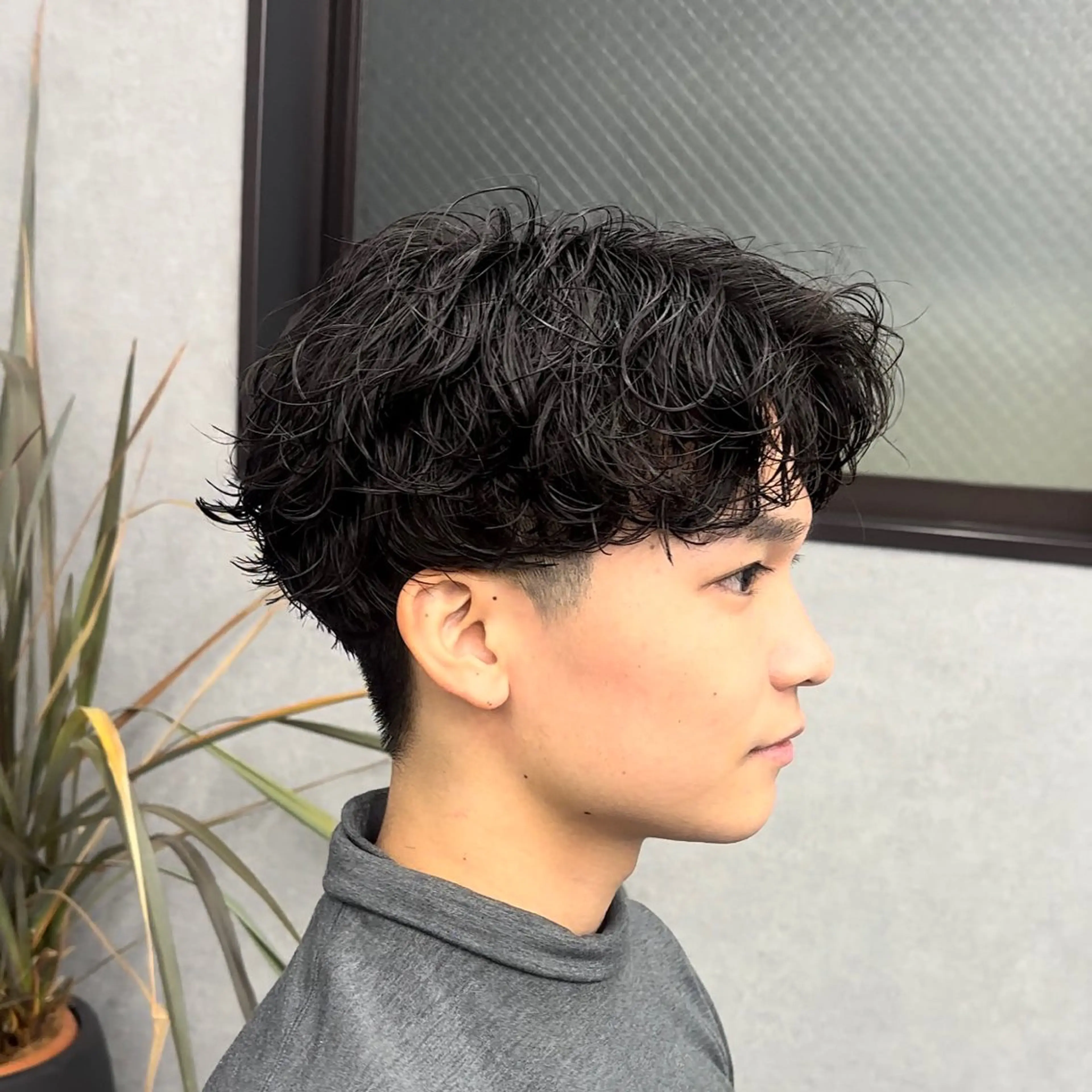 メンズ カット パーマ 🎖️似合わせメンズ パーマ🎖️カネキのヘアスタイル