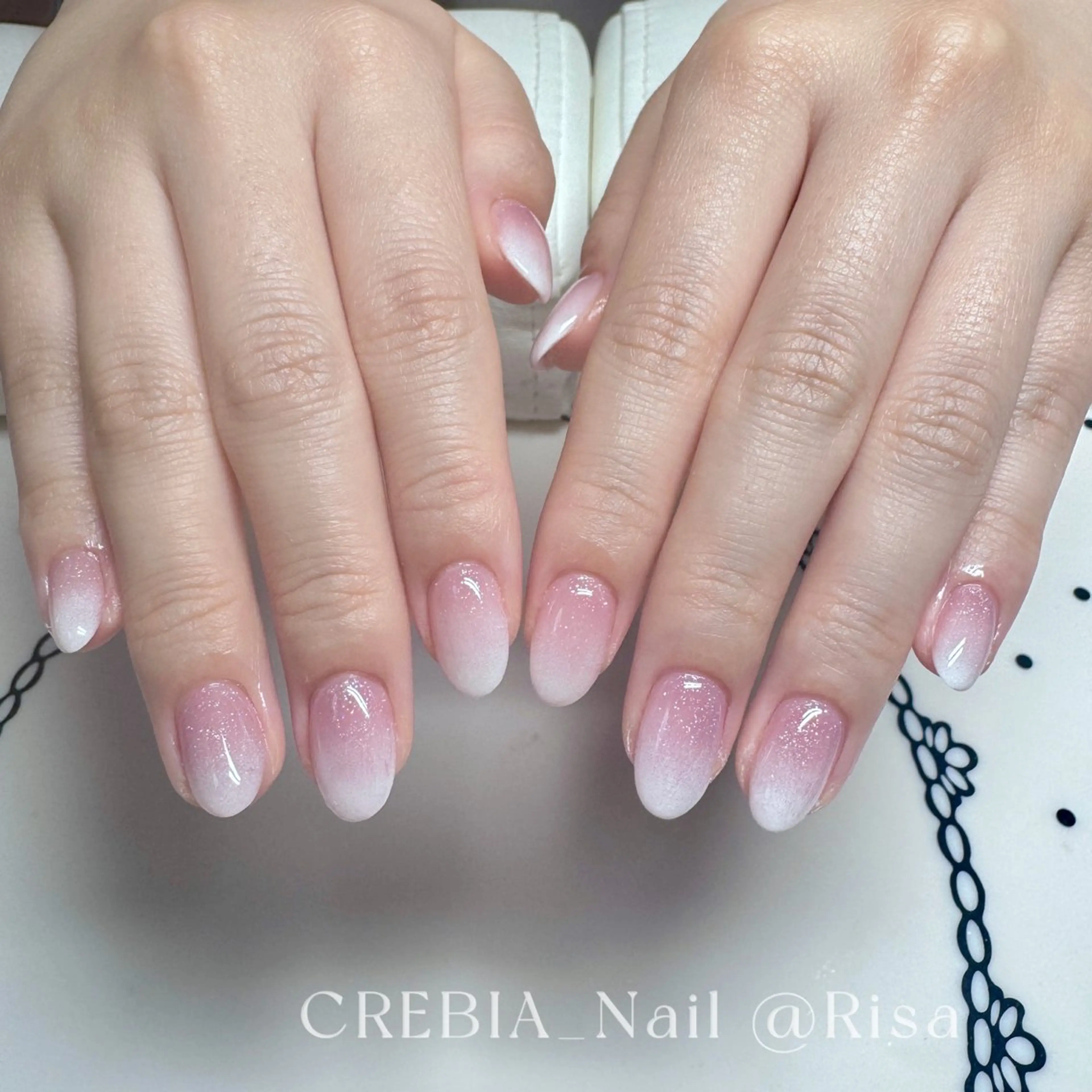 ネイル ラメ(グリッター) ラメグラデーション CREBIA beaute ネイル部所属・CREBIA @Risaのネイルデザイン