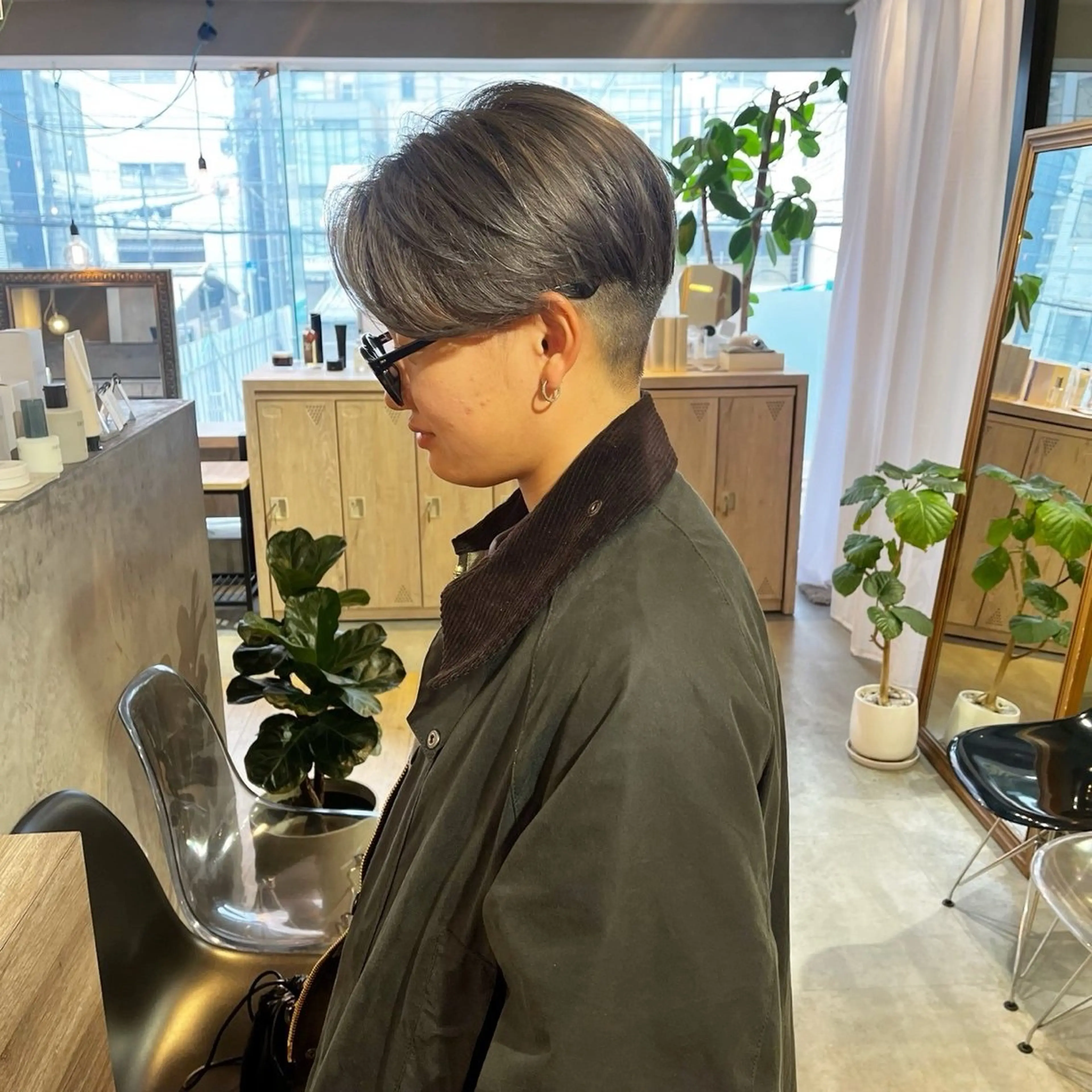カラー カワゾエ／ レディースモデル募集のヘアスタイル