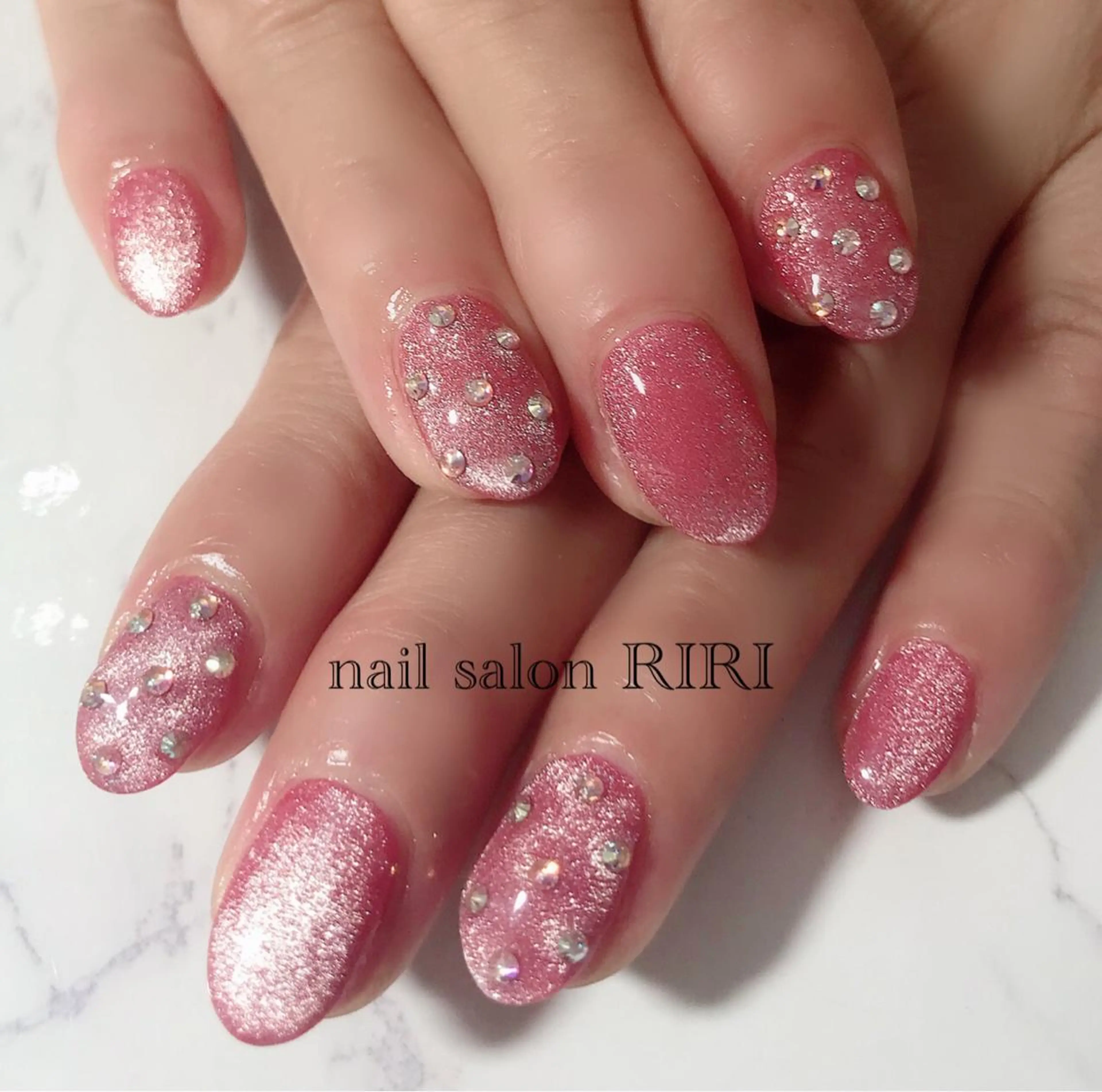 ネイル マグネットネイル private  nail  salon RIRI所属・RIRI リリのネイルデザイン