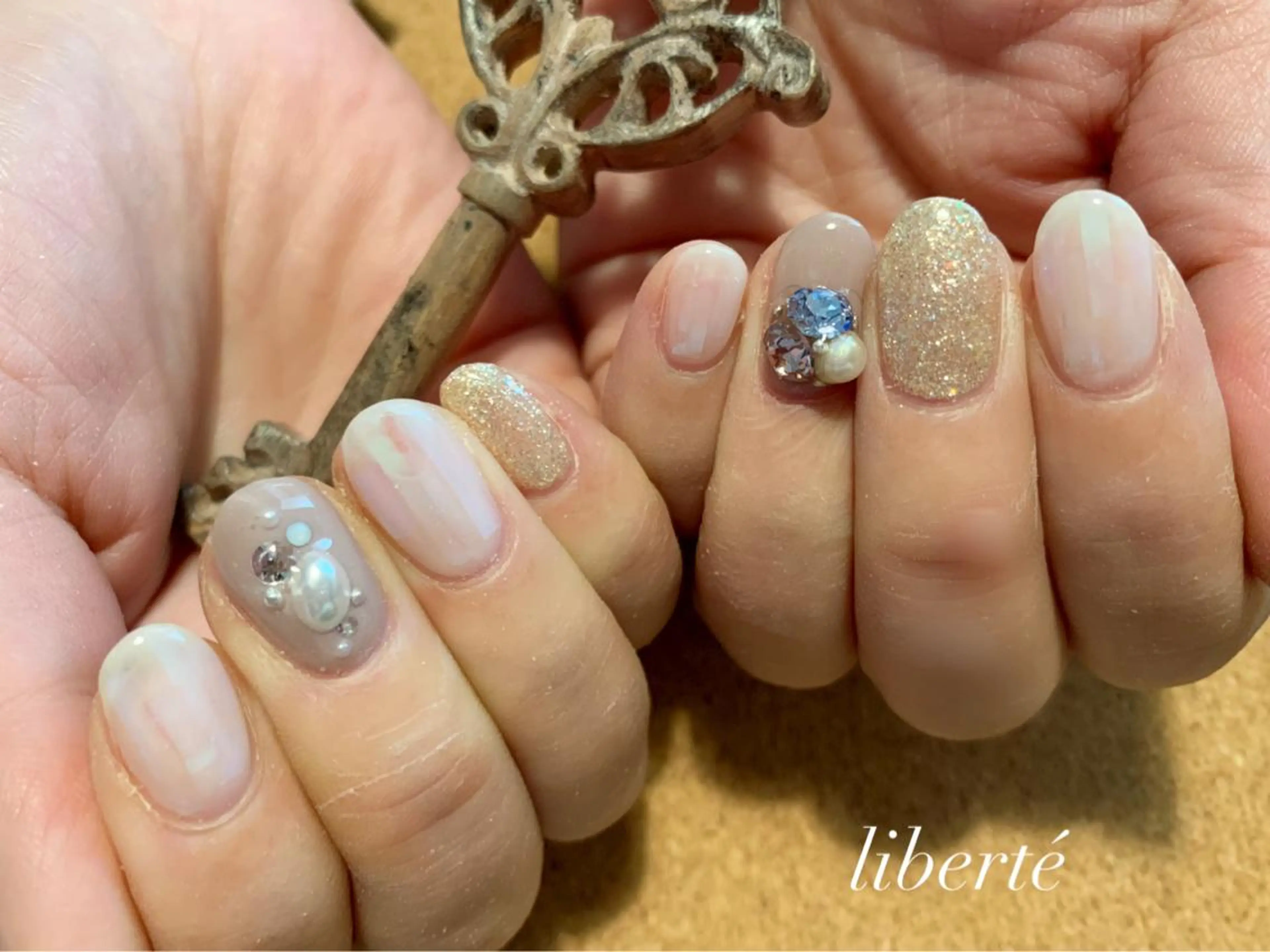 ネイル liberté (リベルテ)のネイルデザイン