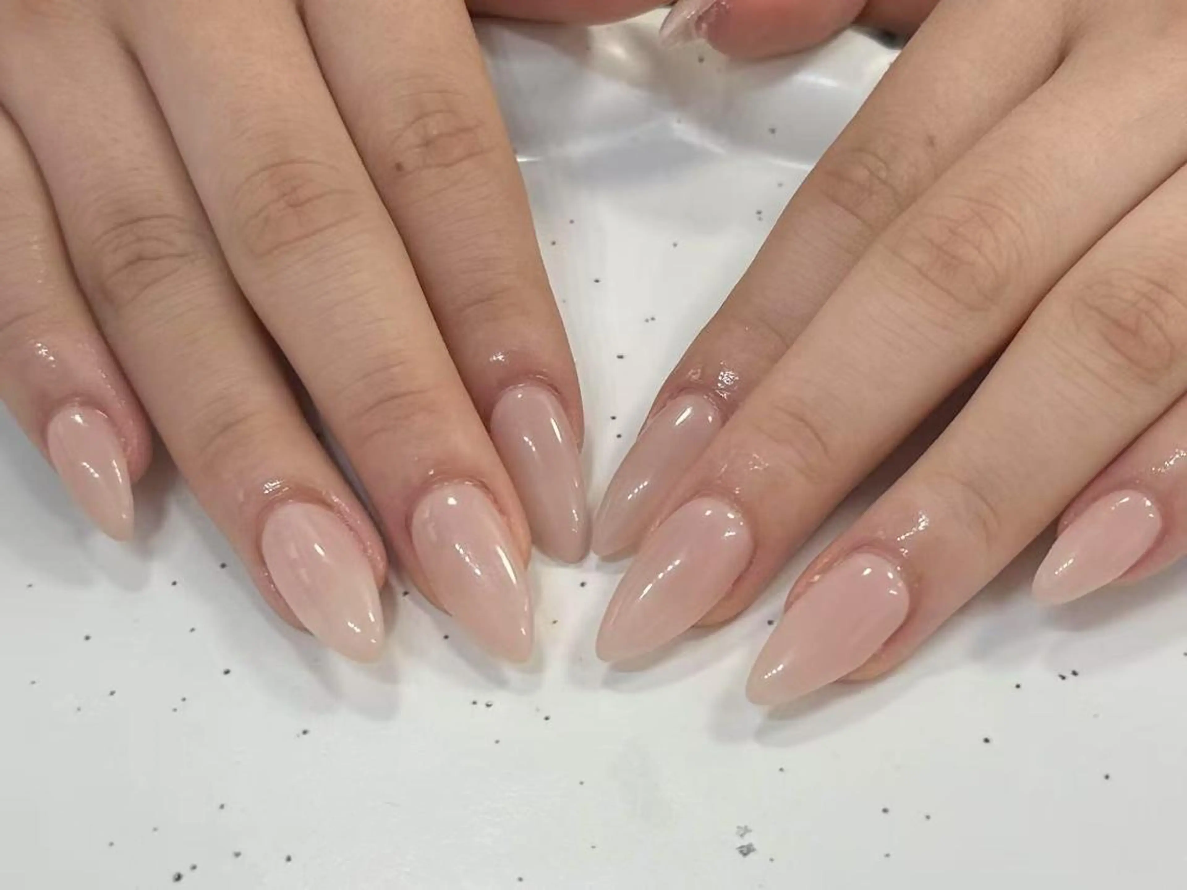 【モデル様募集】【当店では自爪を削らないベースジェル使用】【オフあり】2色OK◎ワンカラー/ラメグラデーションの写真