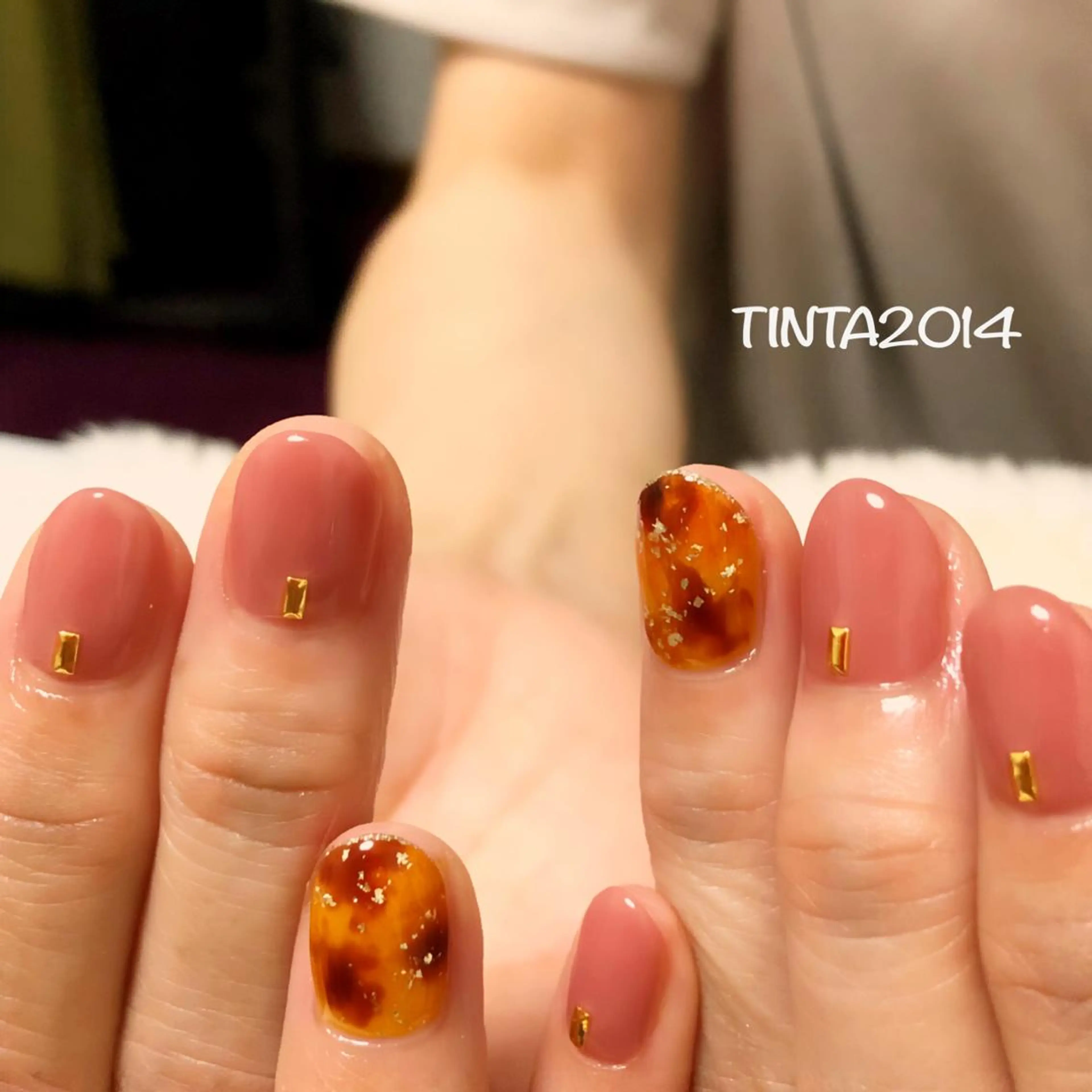 ネイル べっ甲ネイル ネイルサロン ティンタ所属・馬場 典子のネイルデザイン