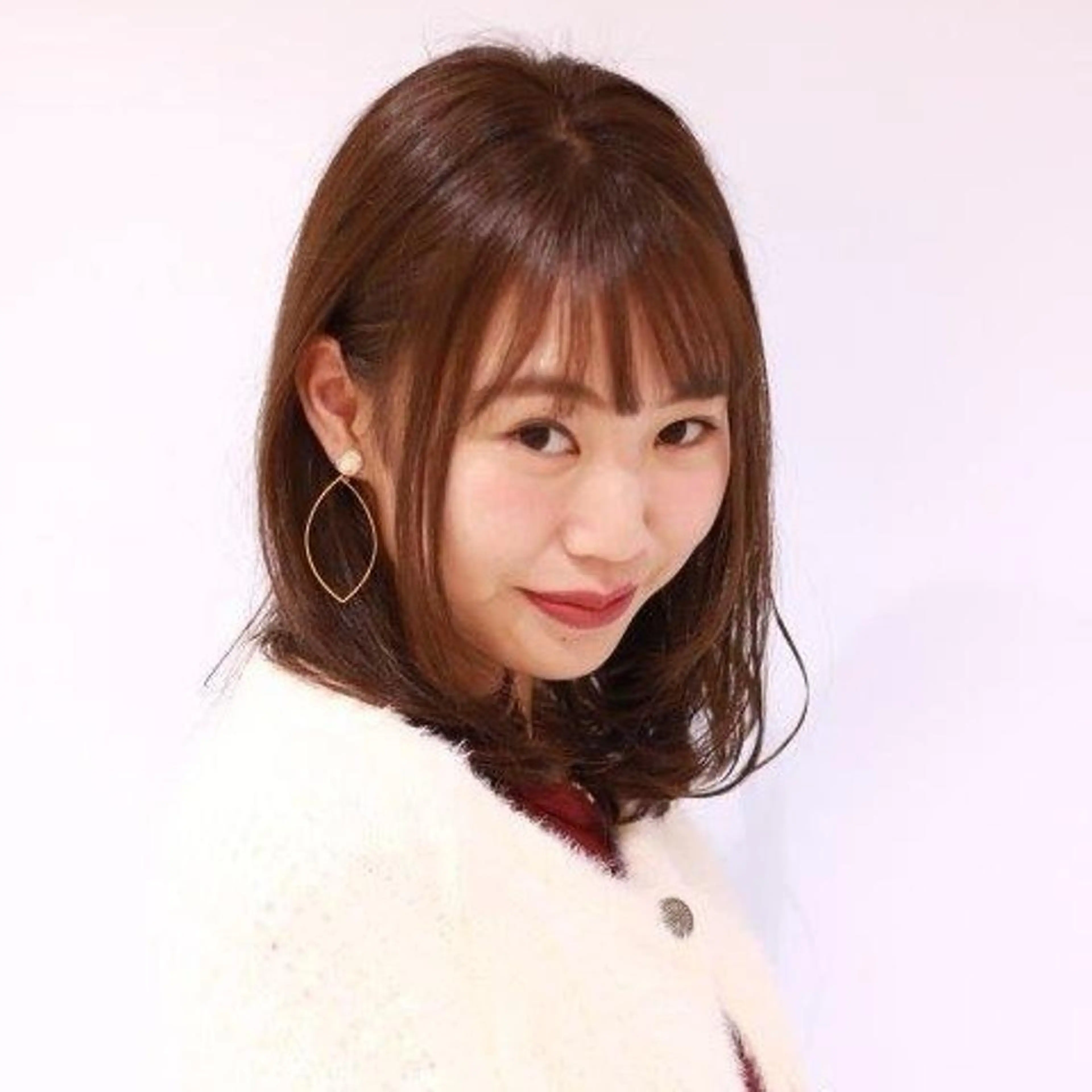セミロング カラー カット トリートメント 美髪⭐︎髪質改善 井上　康司のヘアスタイル