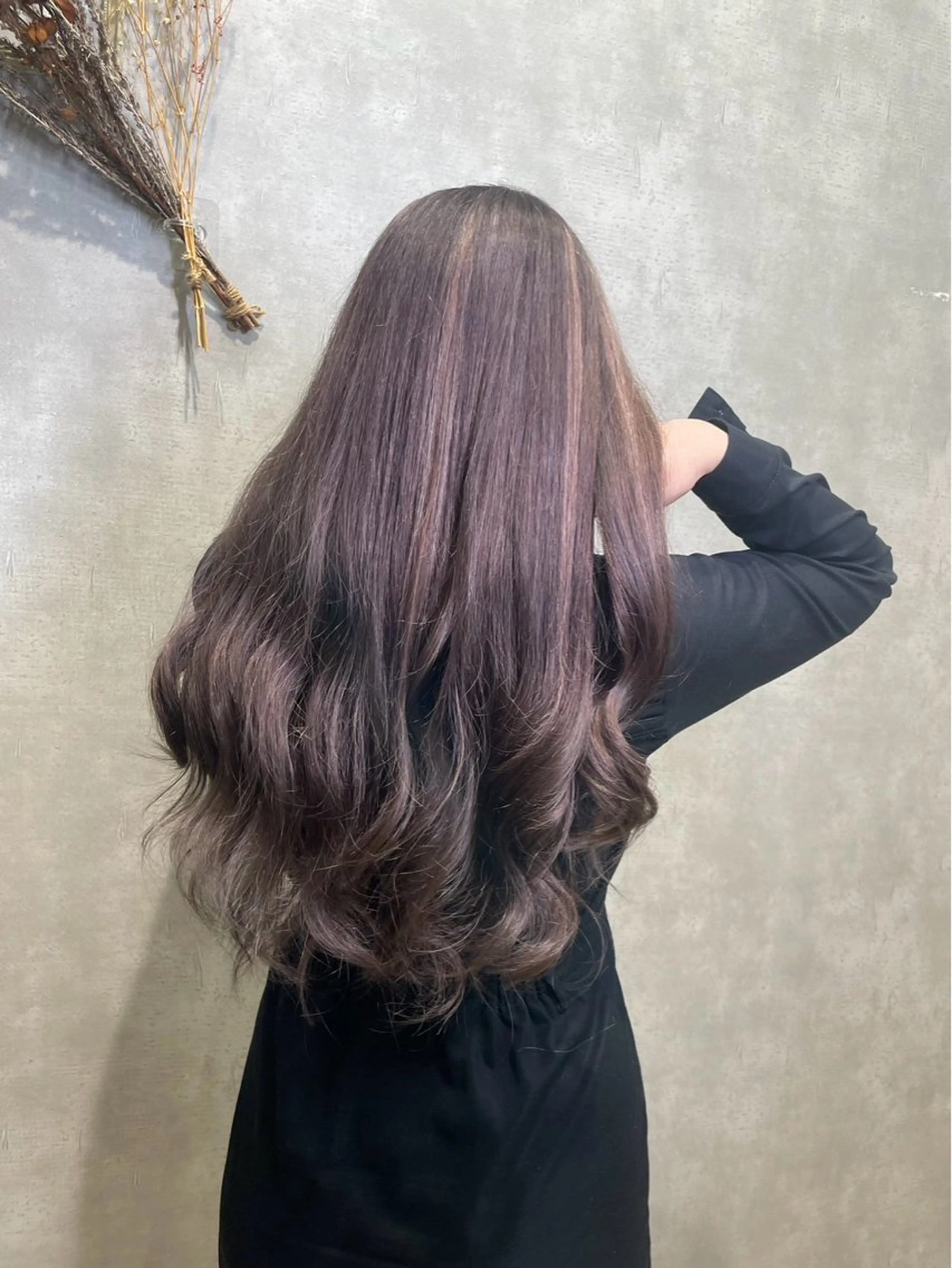 ロング エクステ ハイライト ROSEL はしぐち ななみのヘアスタイル