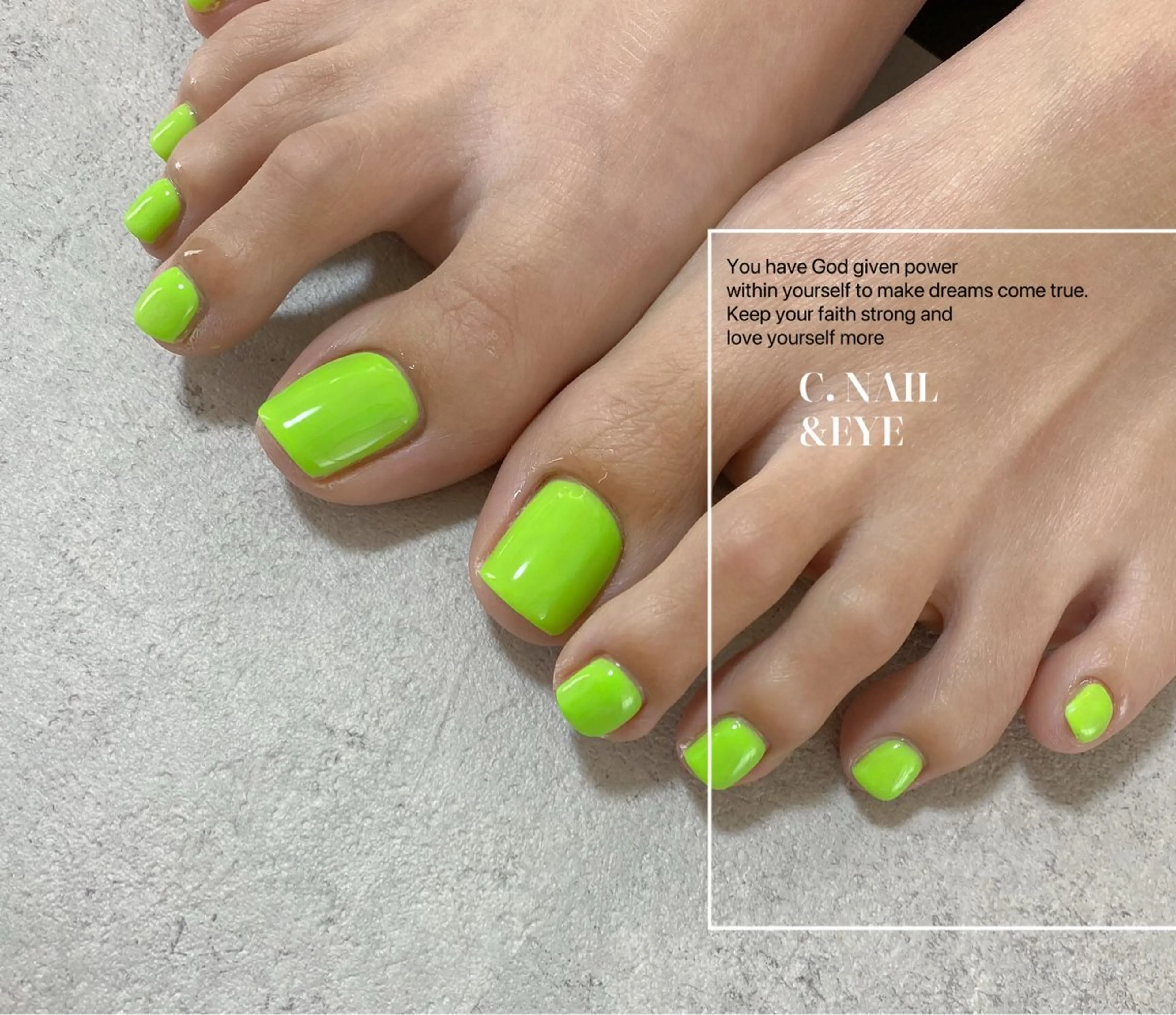 ネイル フラッシュネイル フットネイル フレンチネイル 氷ネイル・うるうるネイル マグネットネイル フットネイル C.Nail &Eye筑紫駅のネイルデザイン