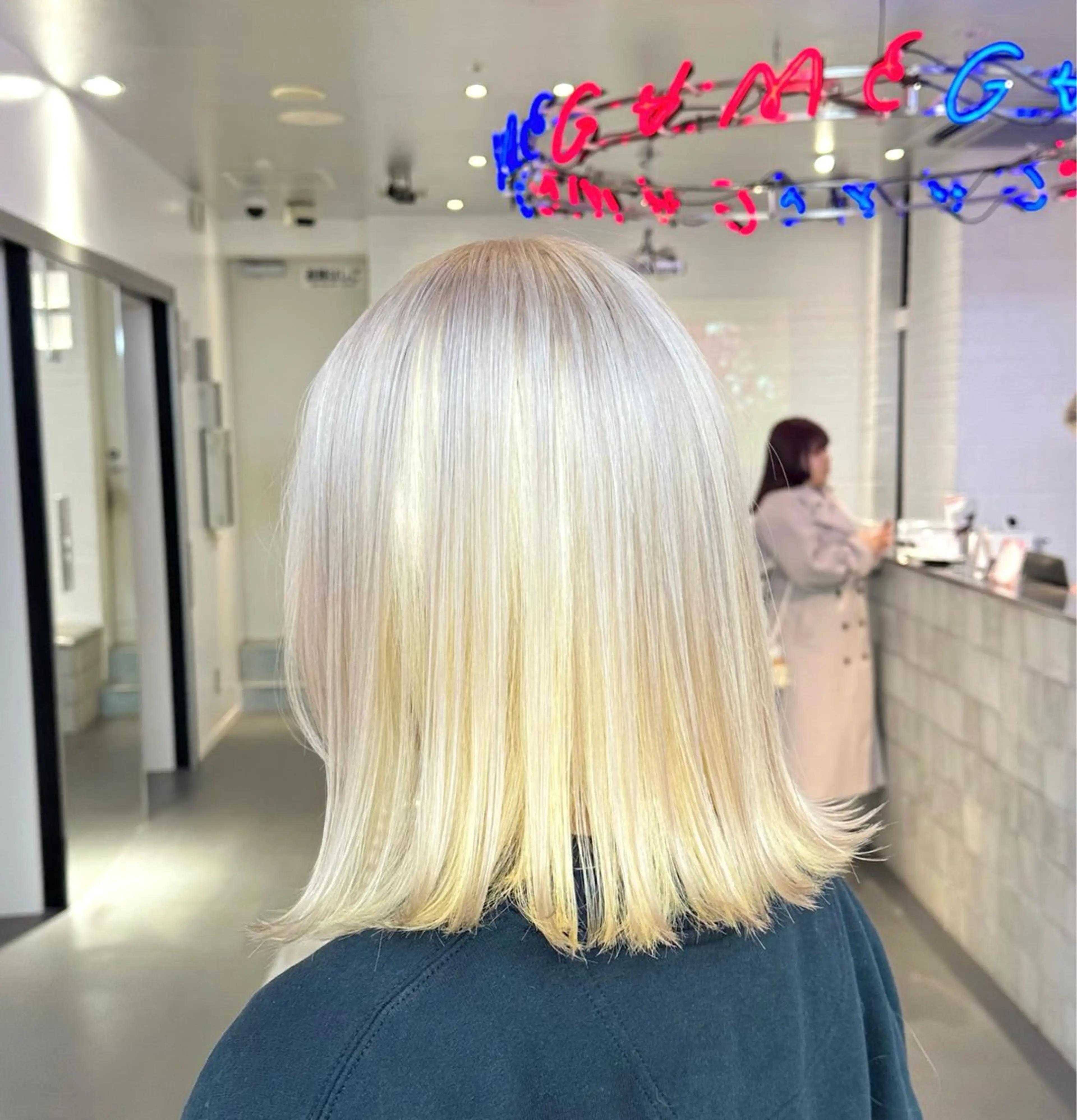 ショート カラー ヘアカラー トリートメント 🌈ベージュ艶髪🌈 ボブ/ユウトのヘアスタイル