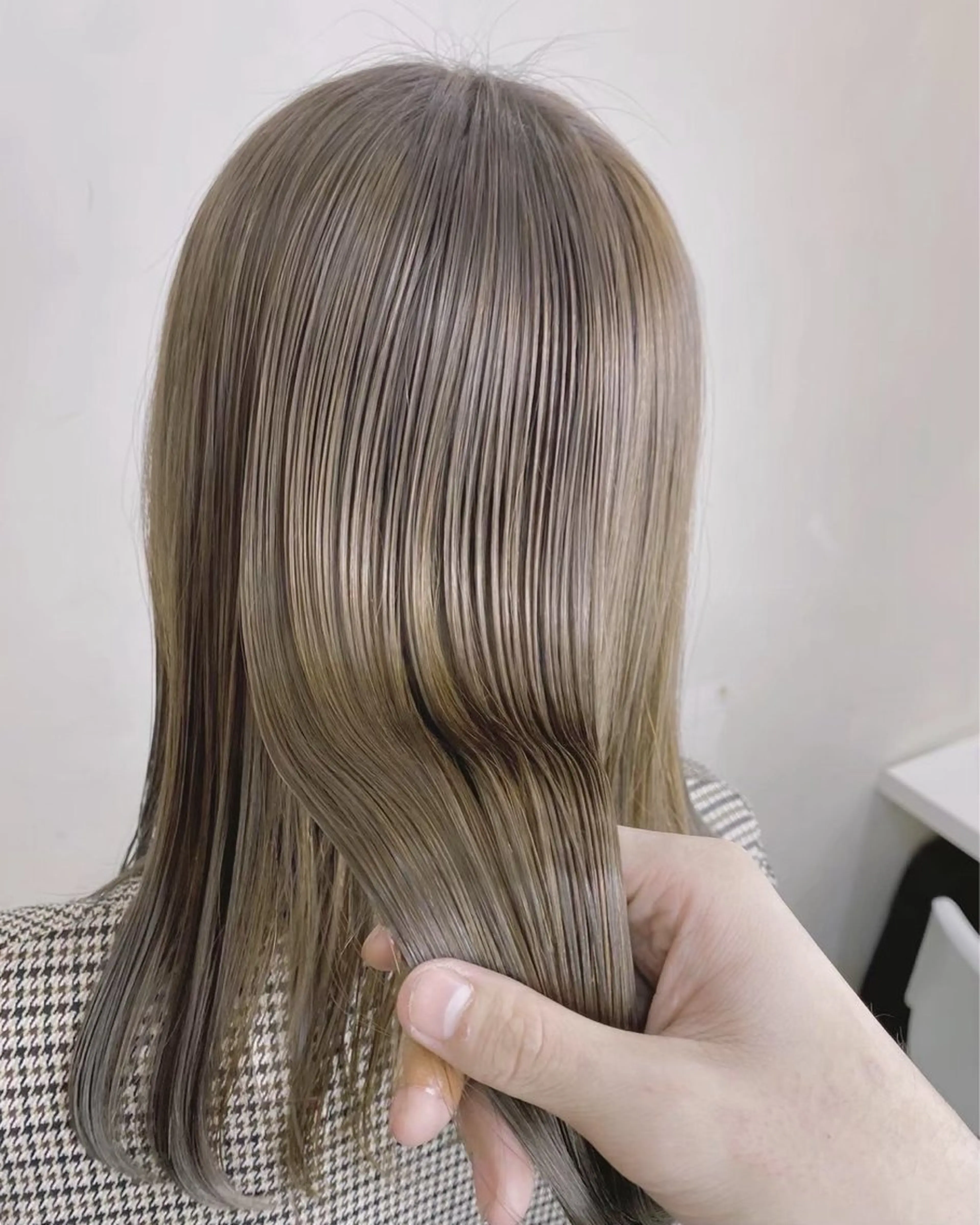 ロング カット 縮毛矯正 トリートメント 🫧ハイトーンカラー 🫧河野すなお🧸✨のヘアスタイル