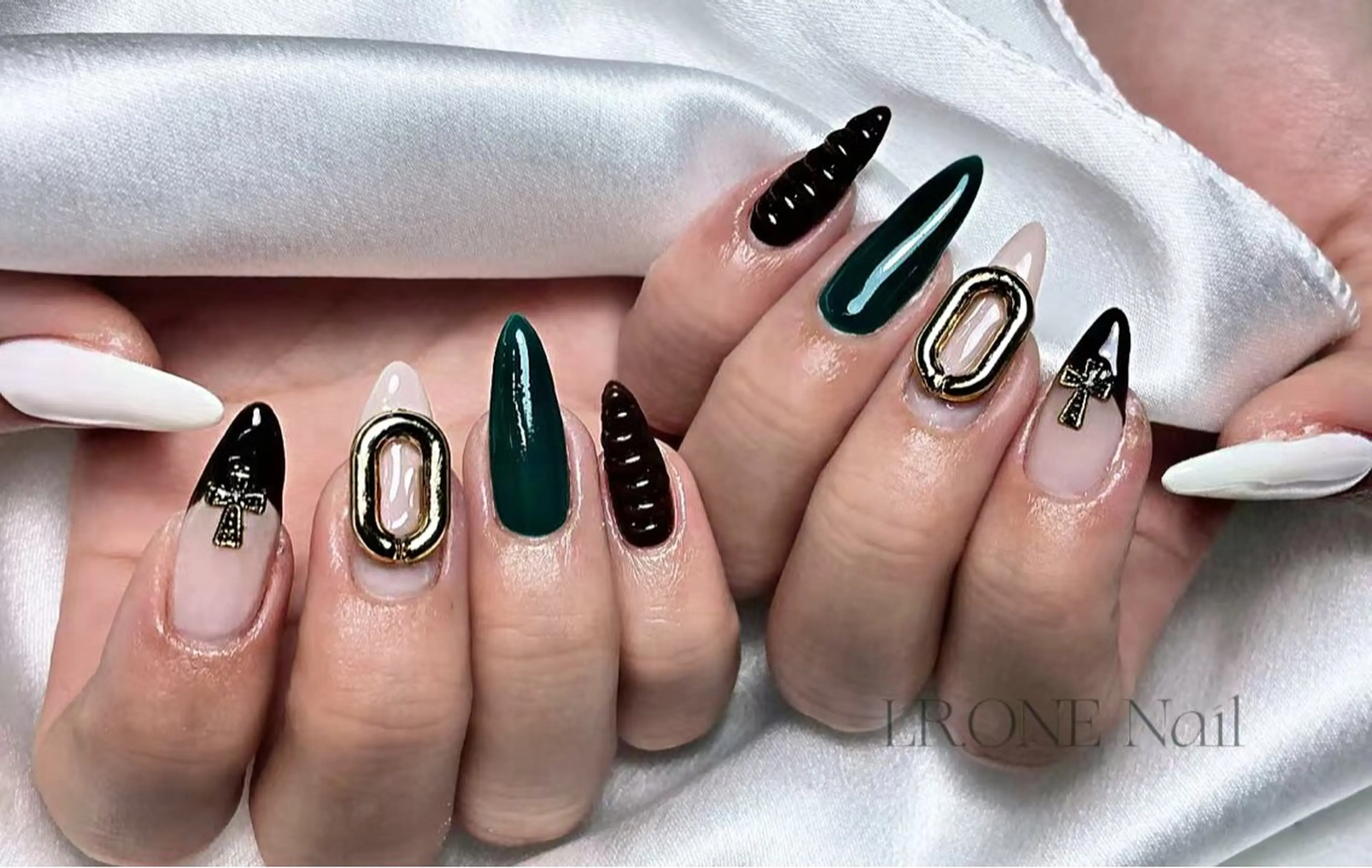 ネイル LR.ONE ヨウのネイルデザイン