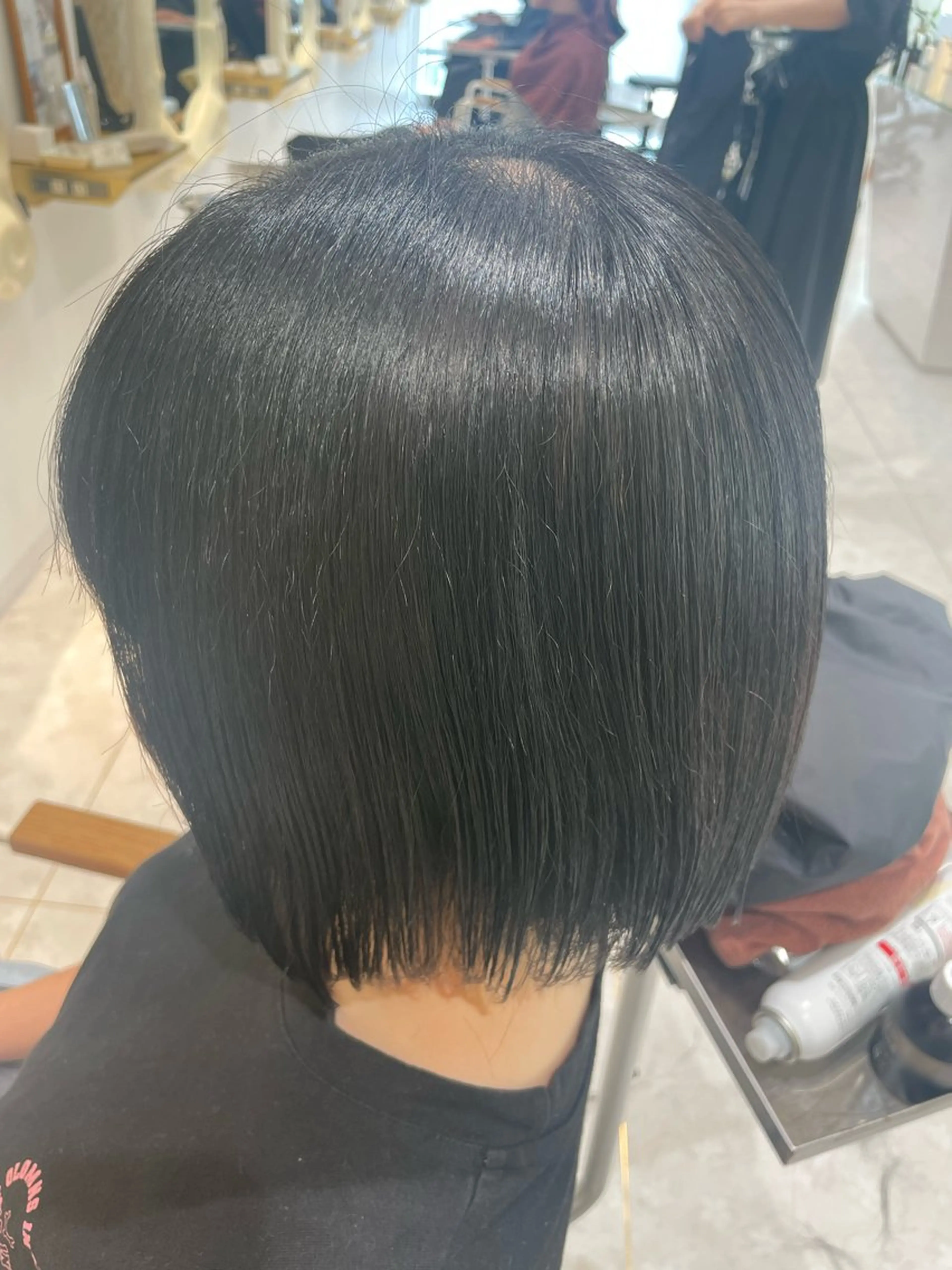 ショート カラー 黒髪 カット ヘアカラー 佐藤 綾郁のヘアスタイル