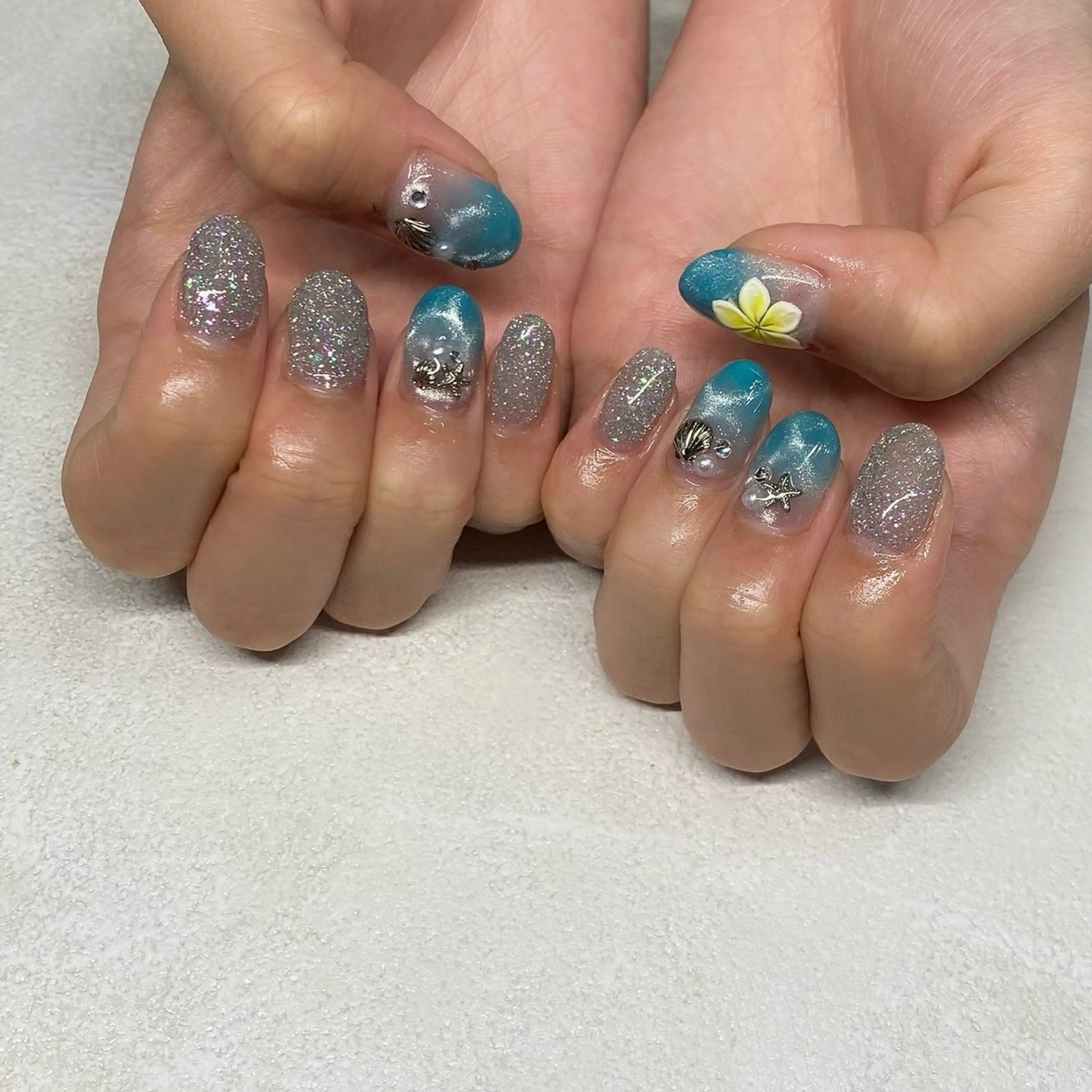 ネイル 持ち込み ハンドネイル RIHO ♡のネイルデザイン