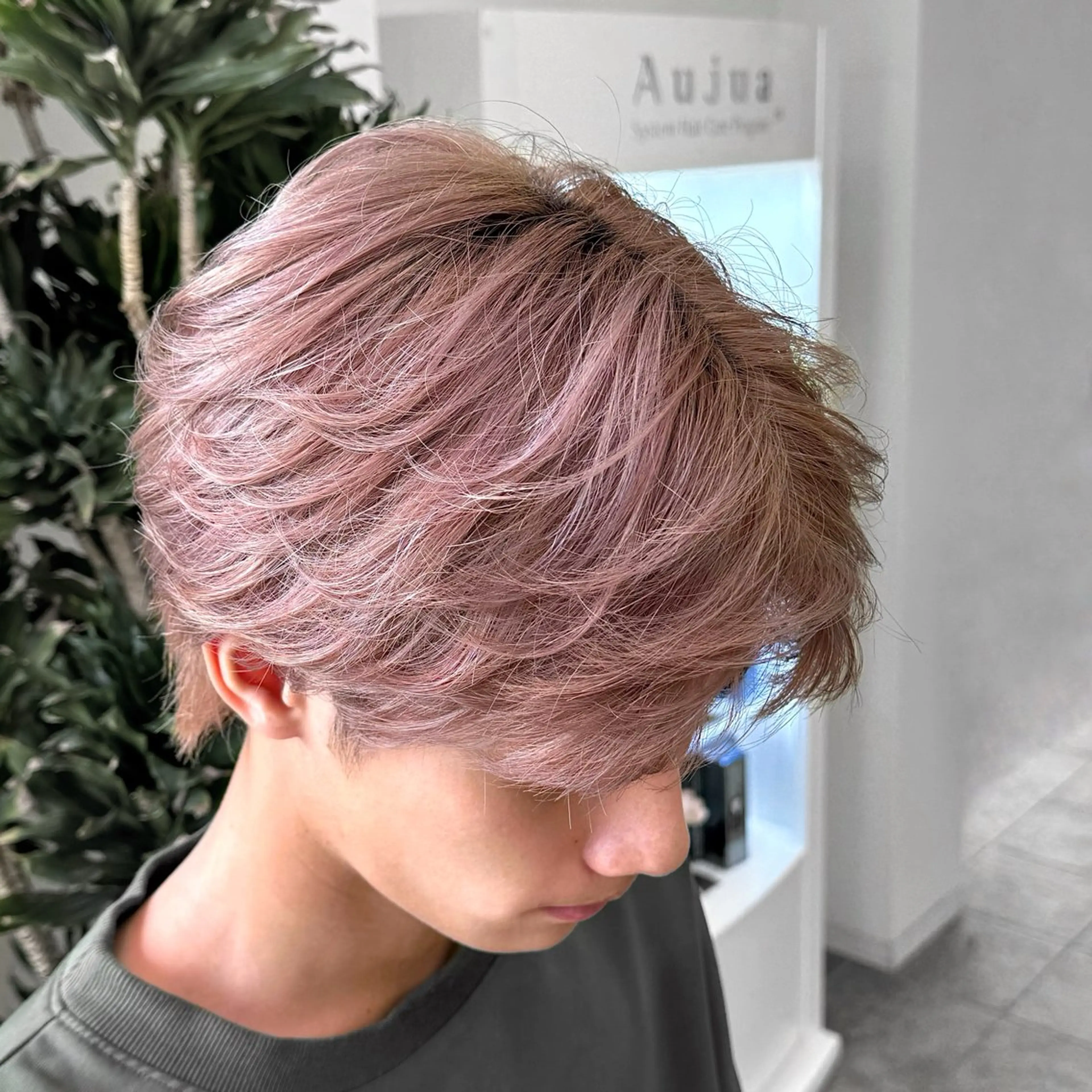 ショート カラー パーマ メンズ メンズブリーチ ブリーチ 鶴田 来夢のヘアスタイル