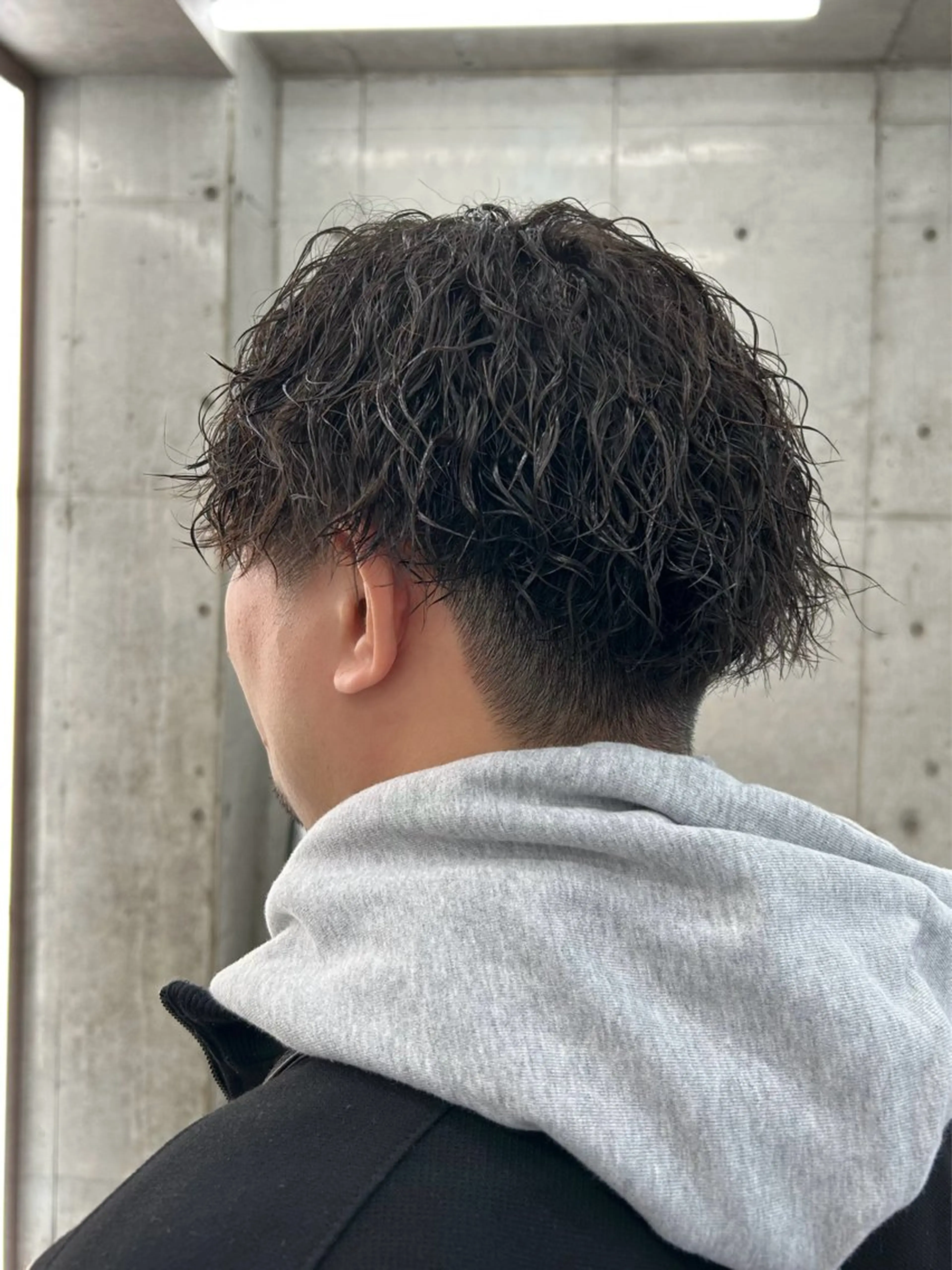 ミディアム メンズ カット パーマ トリートメント メンズ特化美容師 ❤️‍🔥ジクマルのヘアスタイル
