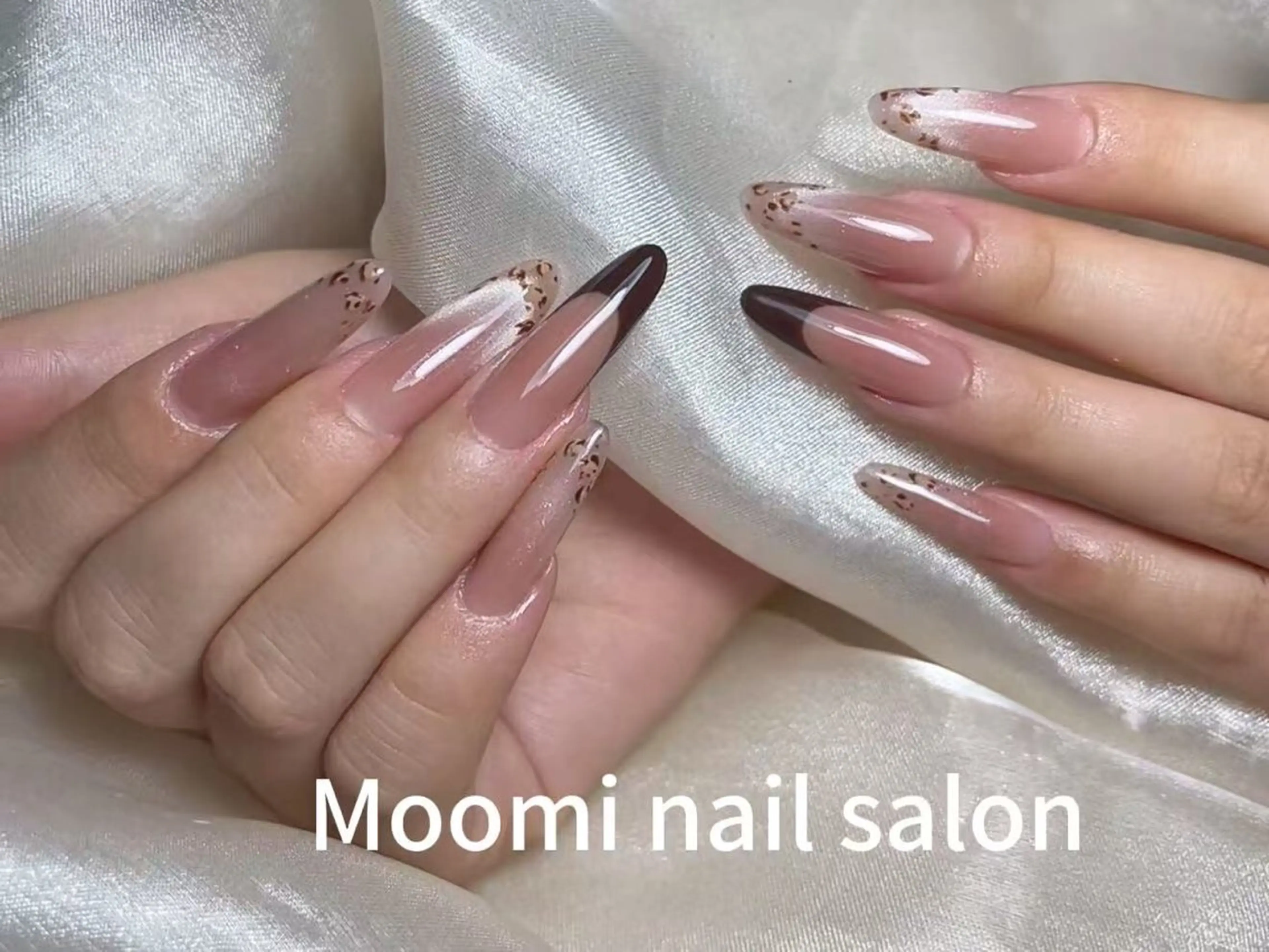 ネイル チークネイル フレンチネイル ジェルネイル グラデーション ハート ハンドネイル moomi nail スカルプ専門のネイルデザイン