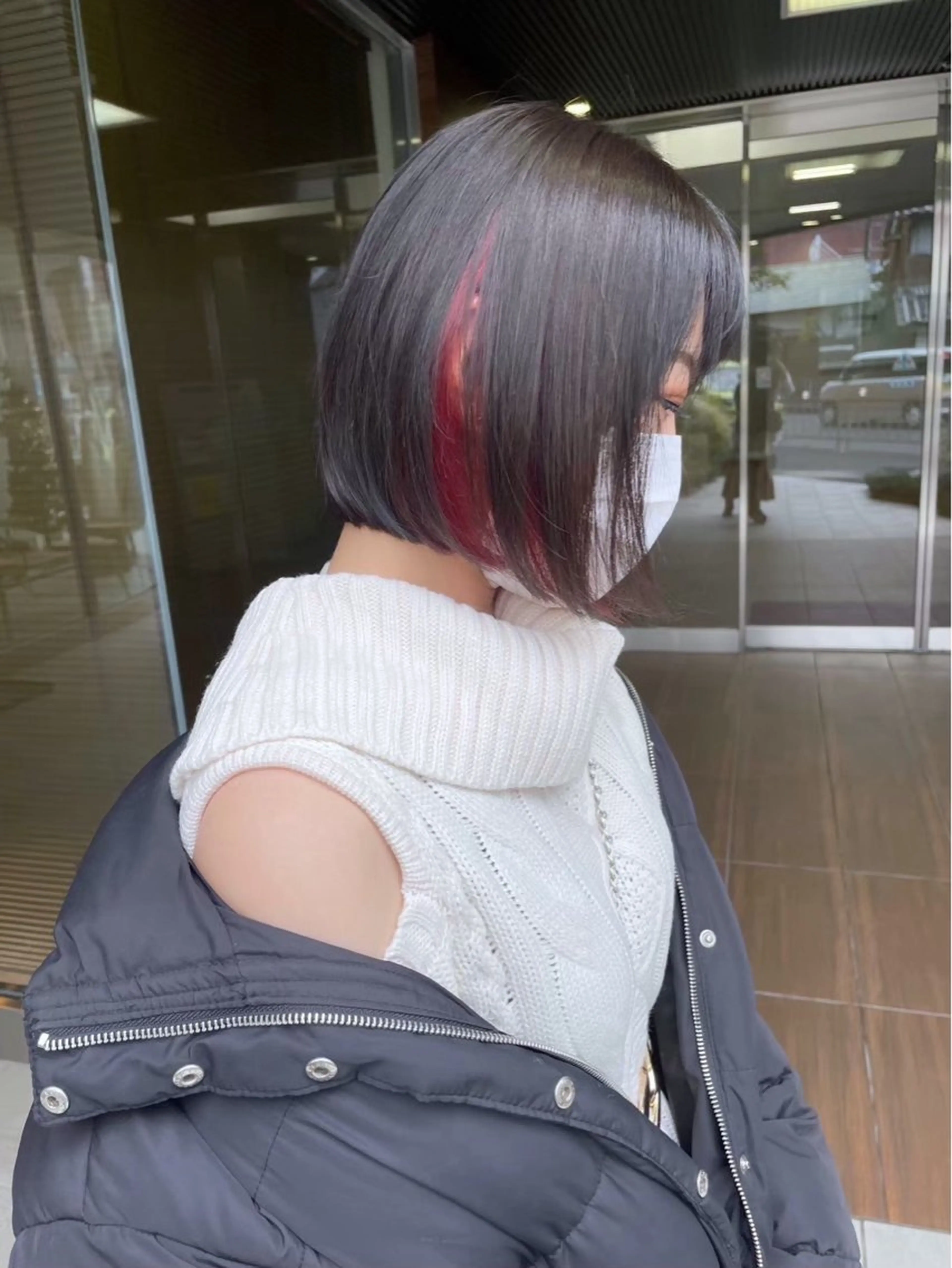 ショート カラー 亀田 乃愛のヘアスタイル