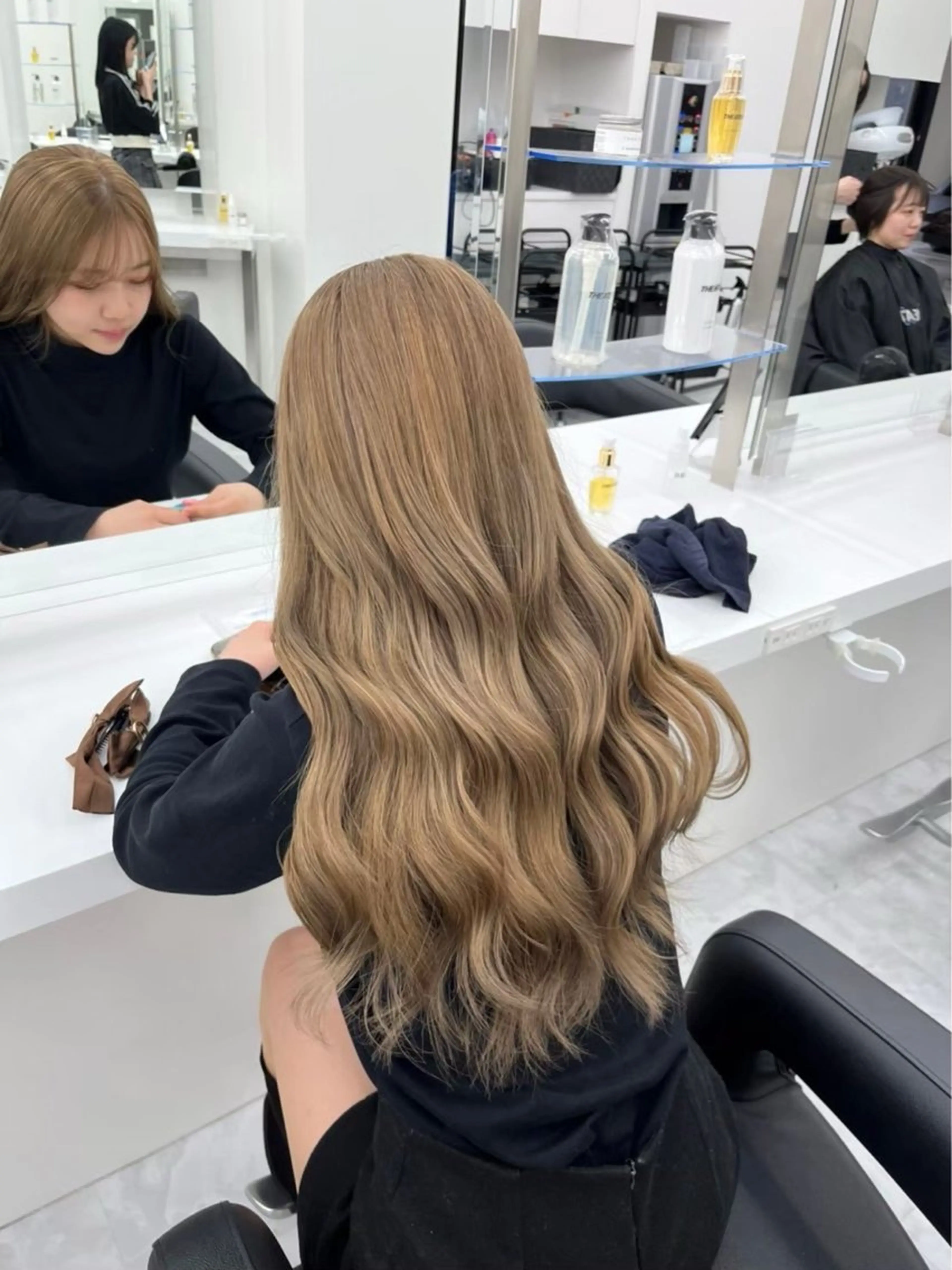 カラー yoki.【ﾖｷ】所属・Yoki.【ﾖｷ】 OMI／透明感カラーのヘアスタイル