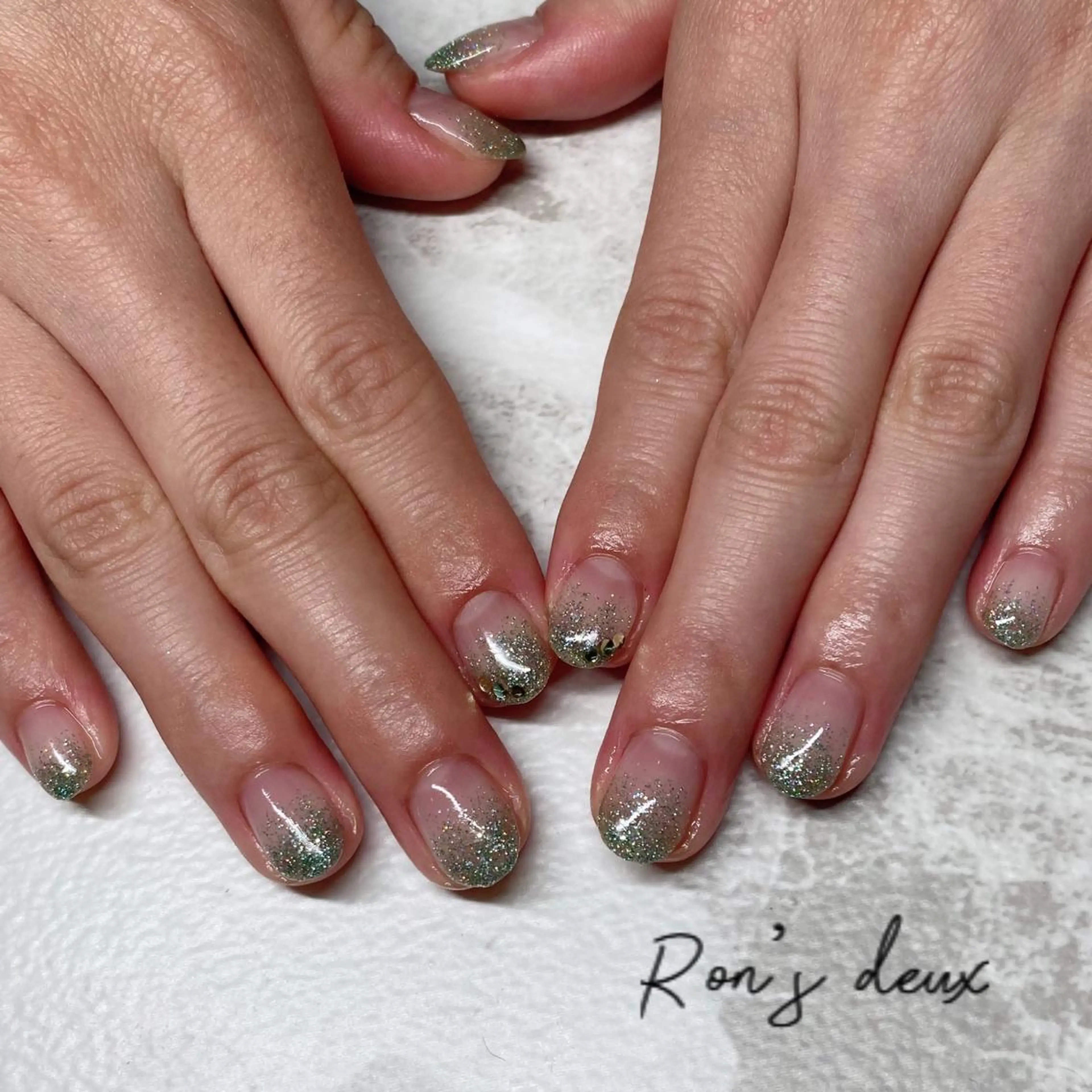 ネイル アートネイル Ron's nail 笹岡のネイルデザイン